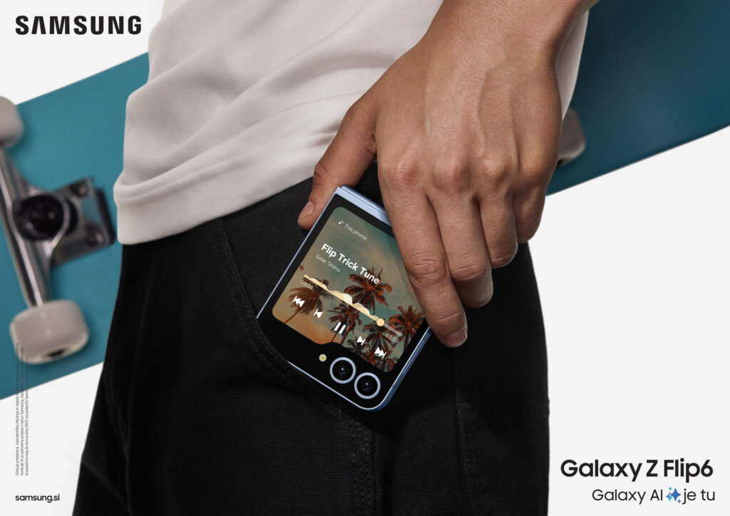 1721904529-SLO-Galaxy-Z-Flip6_Lifestyle-KV_Pocketability_2P_CMYK_240524-Open-File-1024x724.jpg