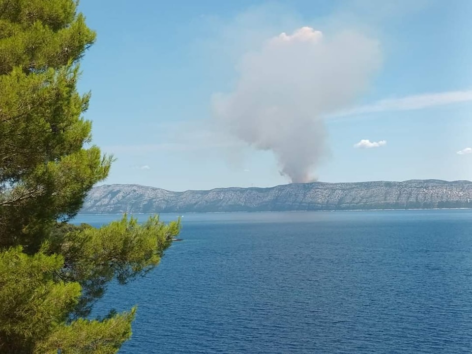 požar, pelješac, hrvaška