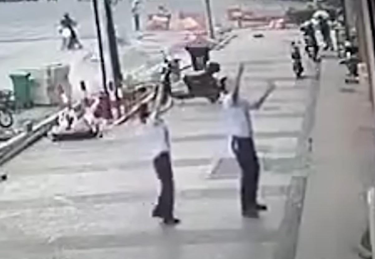 moški, ženska, Kitajska, varnostne kamere, reševanje