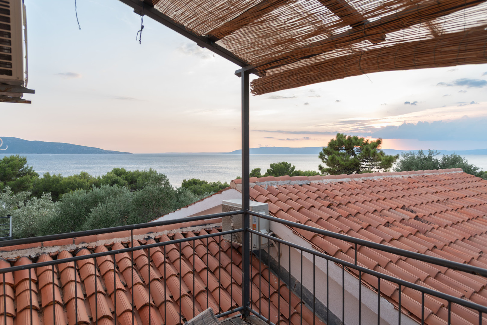 Stara Gavza, počitniška hiška, Cres, naselje