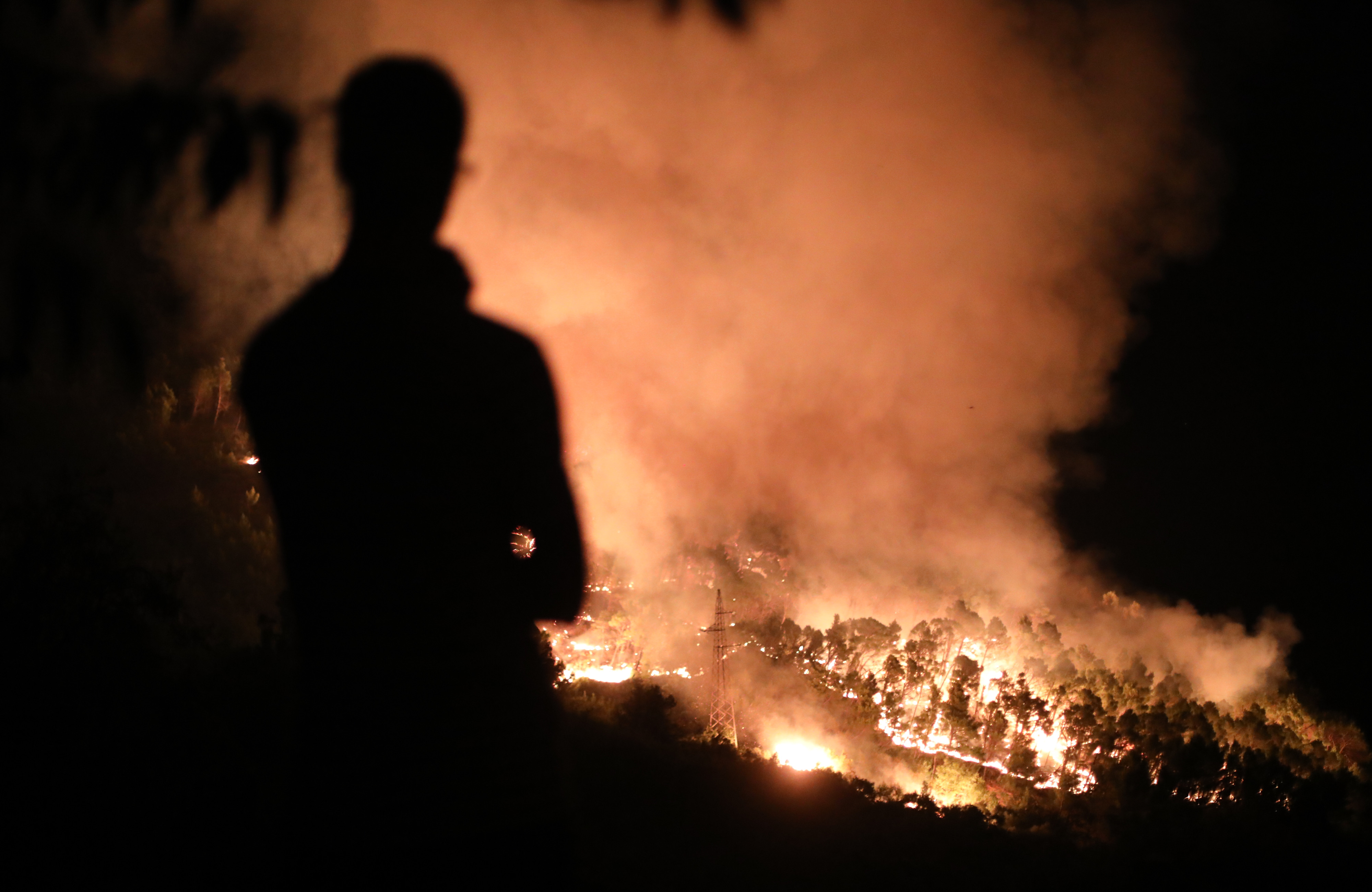 Požar nad Tučepi (Foto: Ivo Cagalj/PIXSELL/BOBO) 