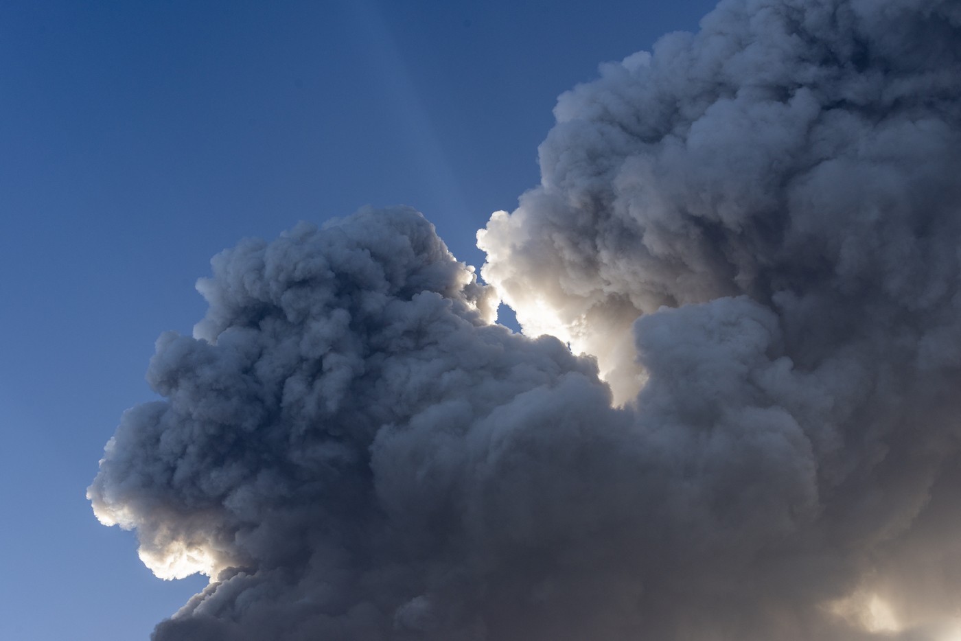 ETNA, ITALIJA, IZBRUH