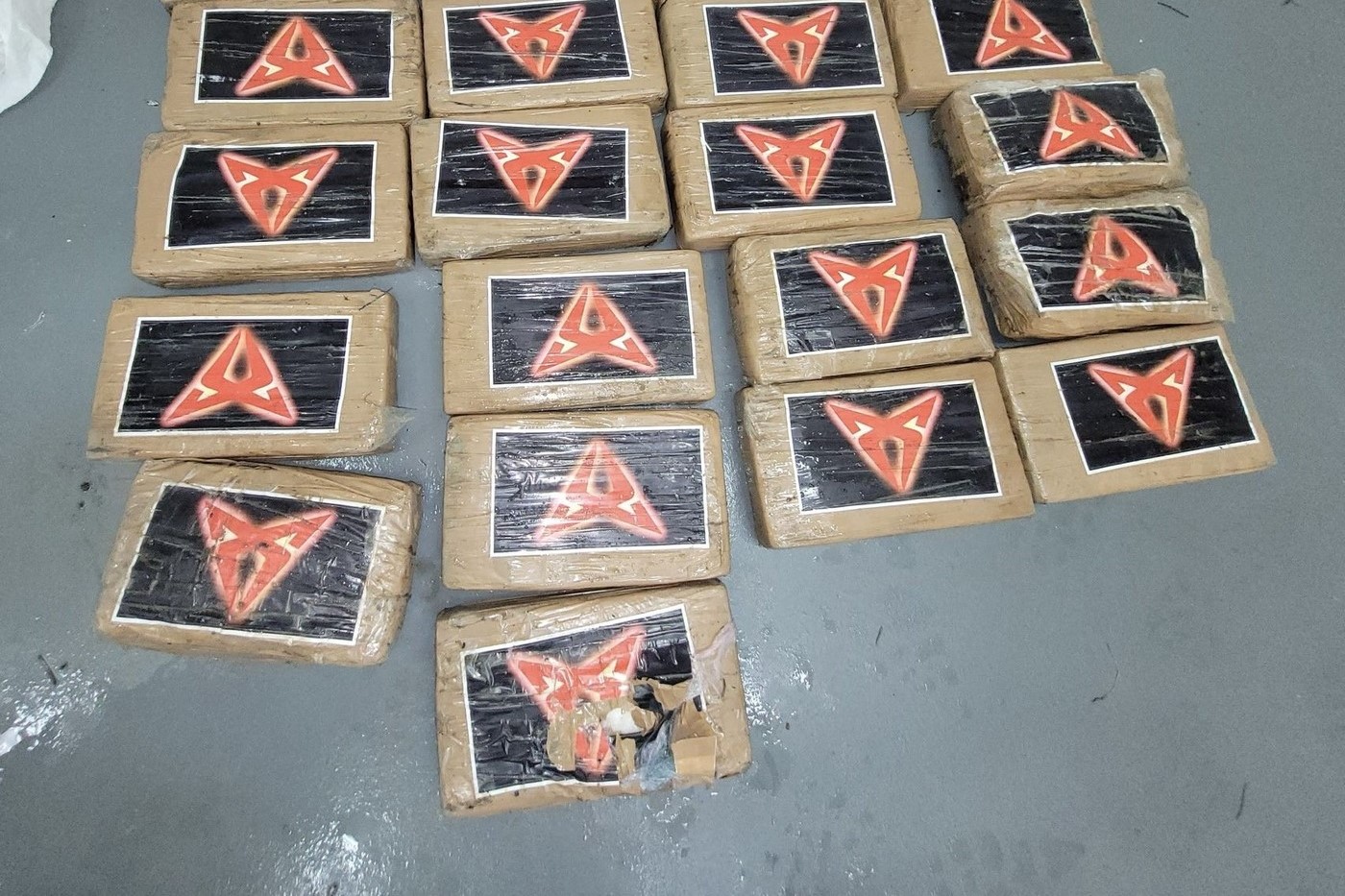 debby, orkan, kokain