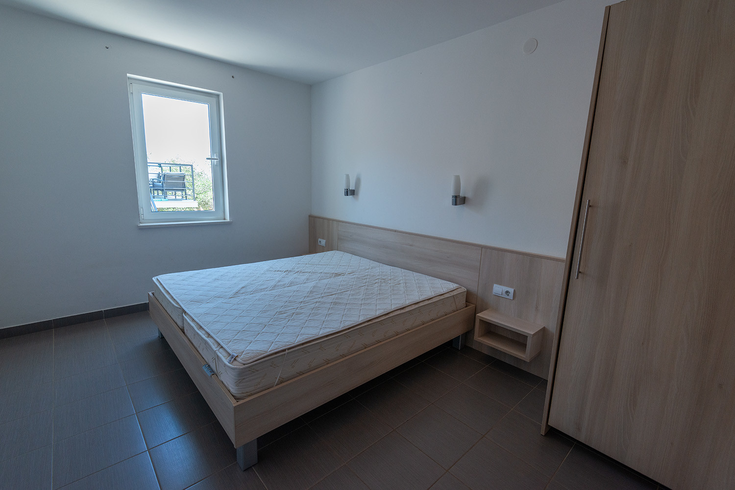 Stara Gavza, počitniška hiška, Cres, naselje