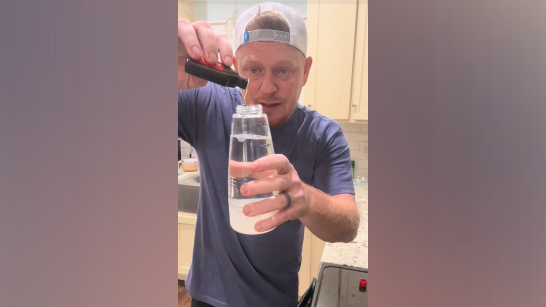 tiktok, repelent, komarji, viralno