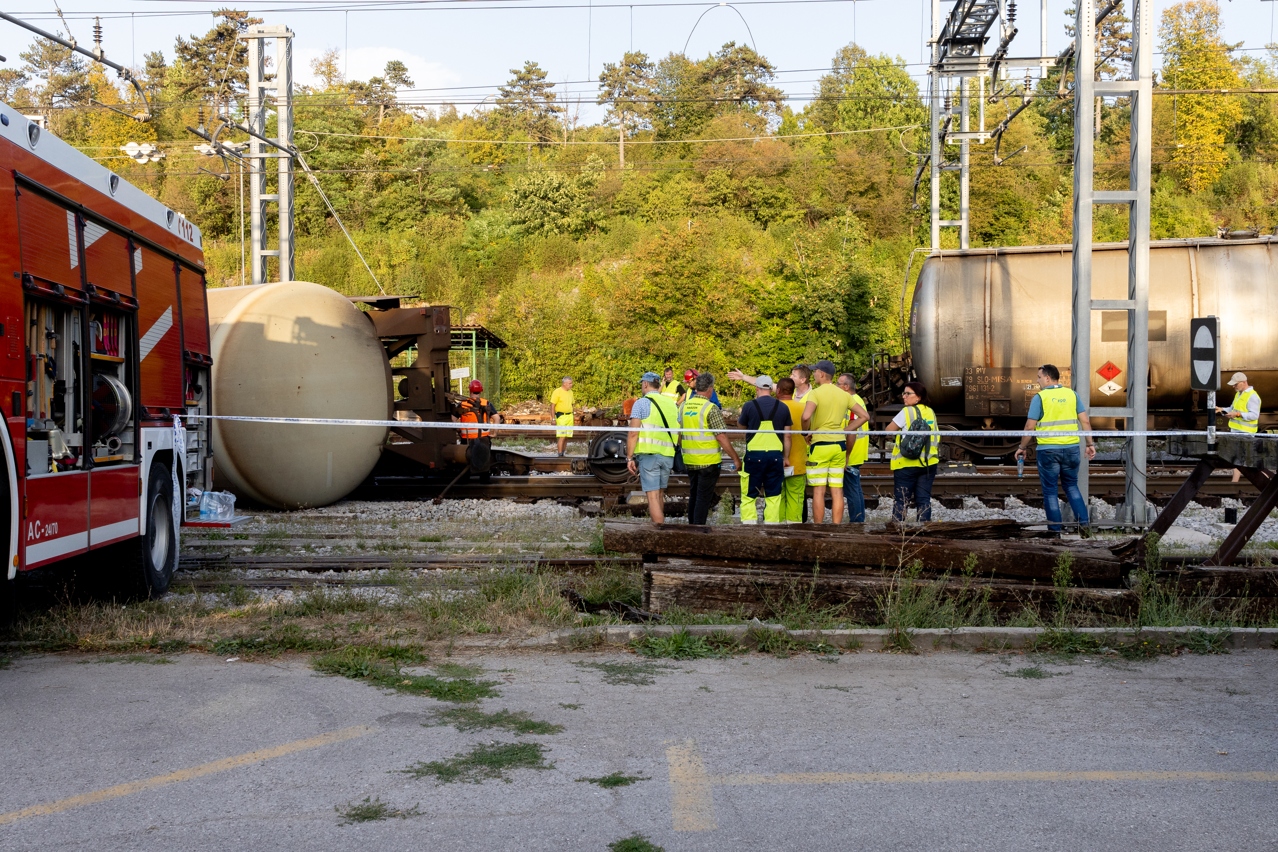 prevrnjen vagon z dizlom