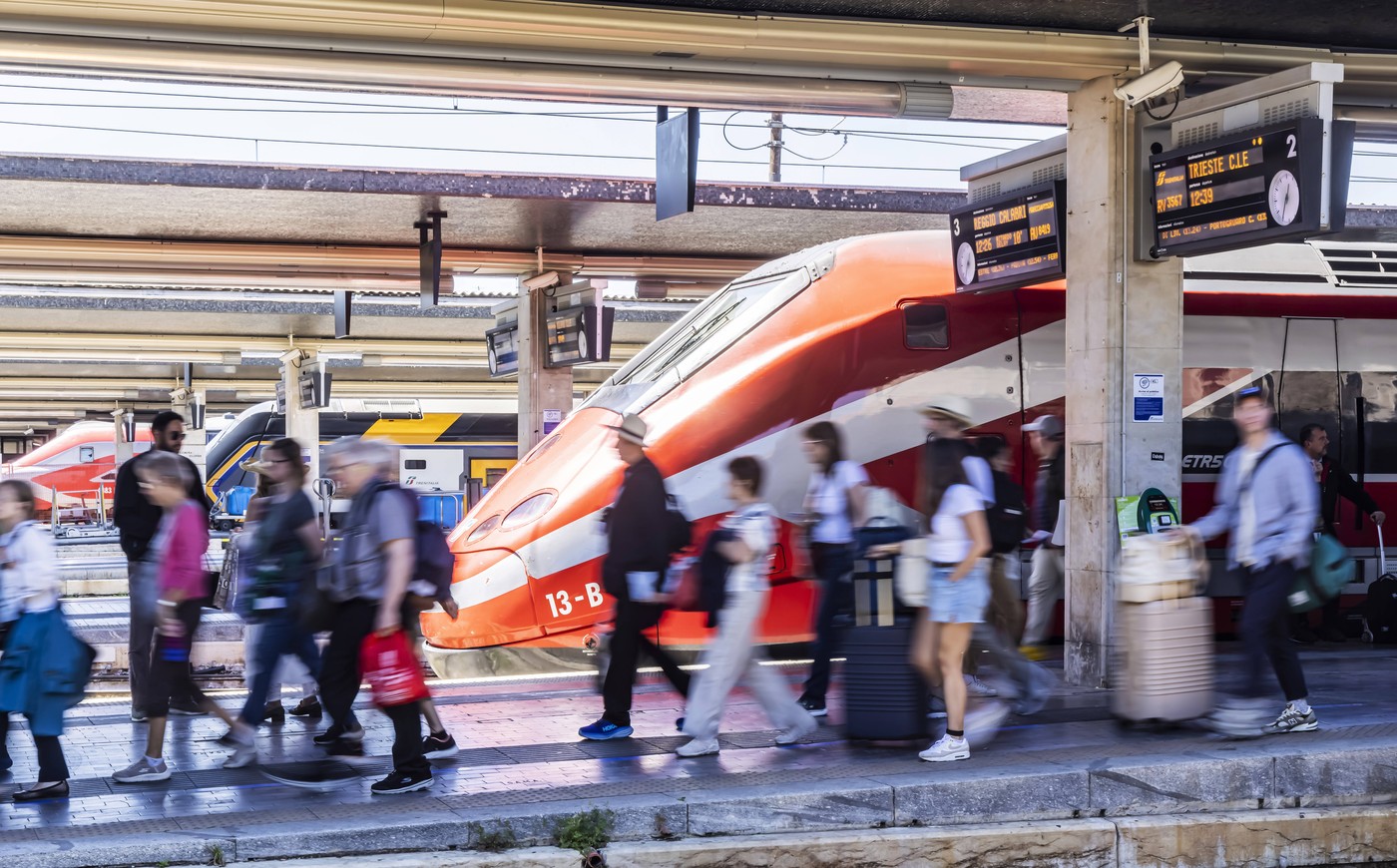 vlaki, železnice, hitri vlak, frecciarossa