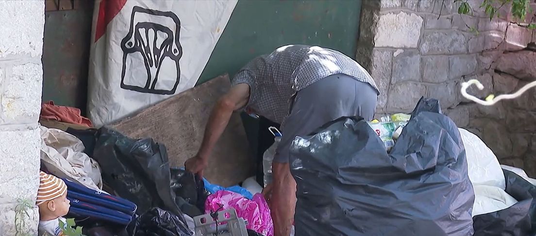 smetišče, dvorišče, split