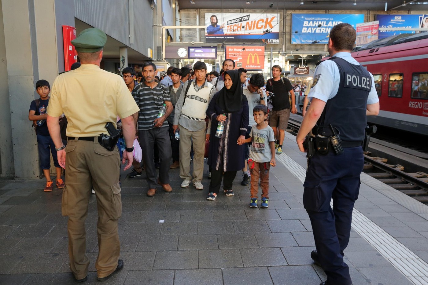 Migranti na železniški postaji v Budimpešti