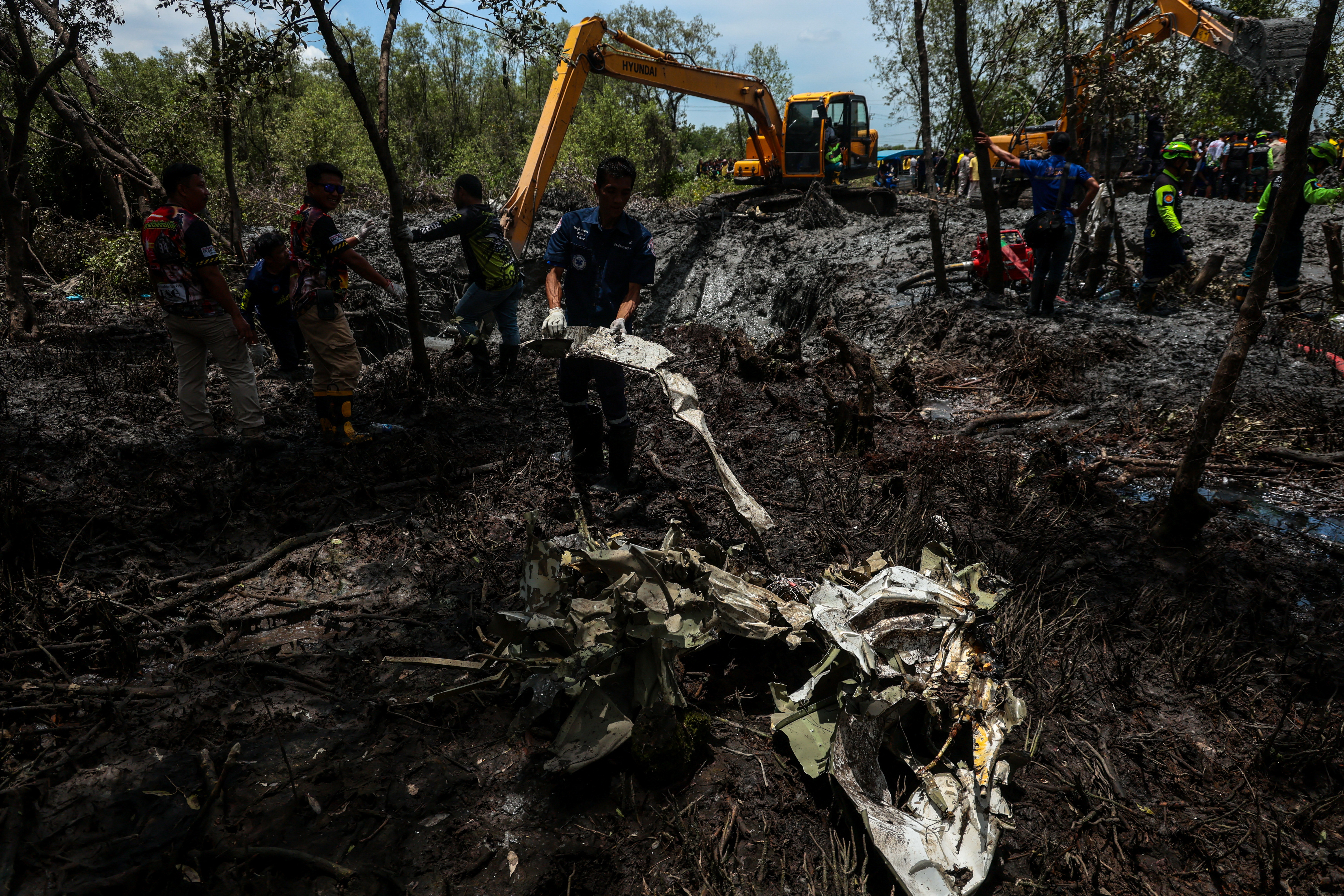 tajska, strmoglavljenje letala