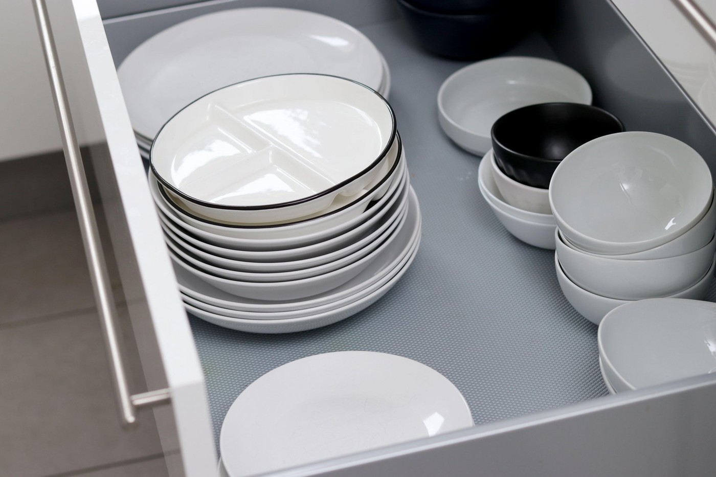 krožnik, krožniki, kuhinja