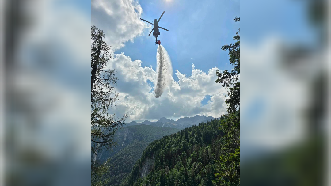 gašenje, požar, helikopter, bohinj