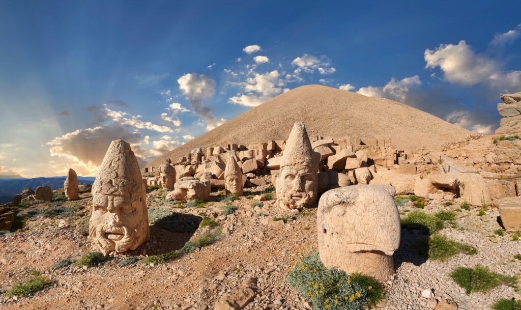 1724753564-nemrut-1024x609.jpg