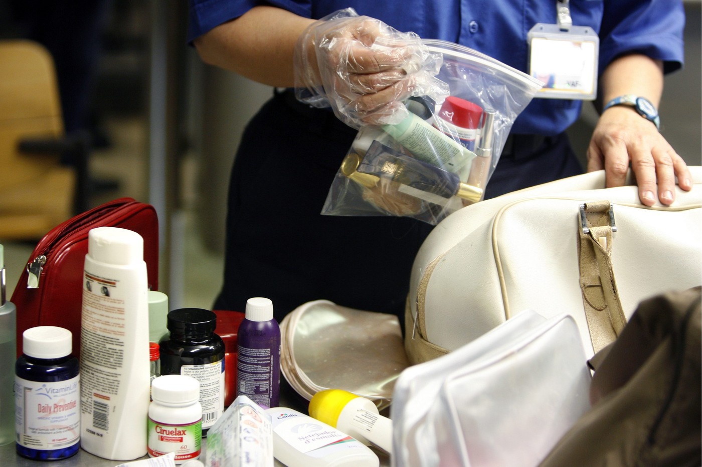 letališče, varnostni pregled, tekočine