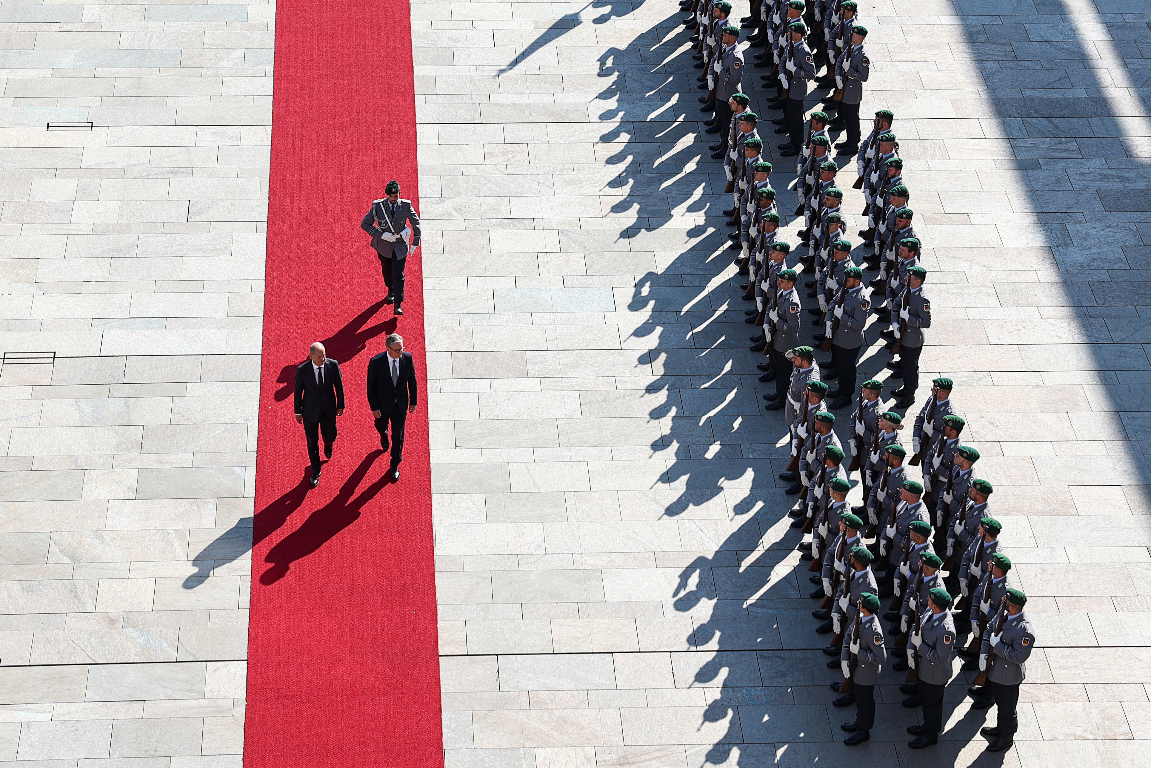 Olaf Scholz, Keir Starman