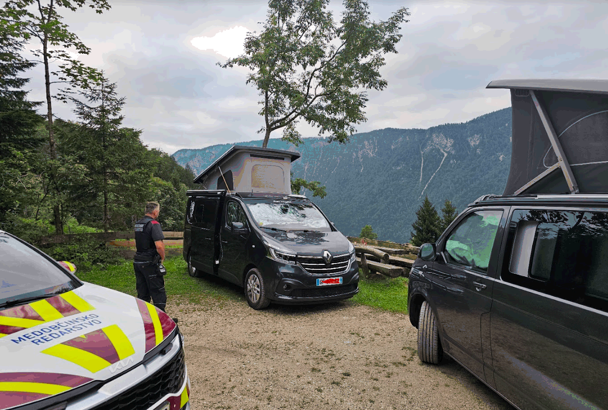 divje kampiranje, Jesenice, Kranjska gora