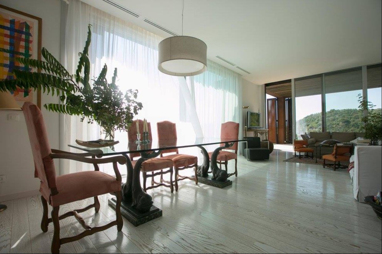 Villa la Tout, Črna gora, arhitektura, Jankovića krš