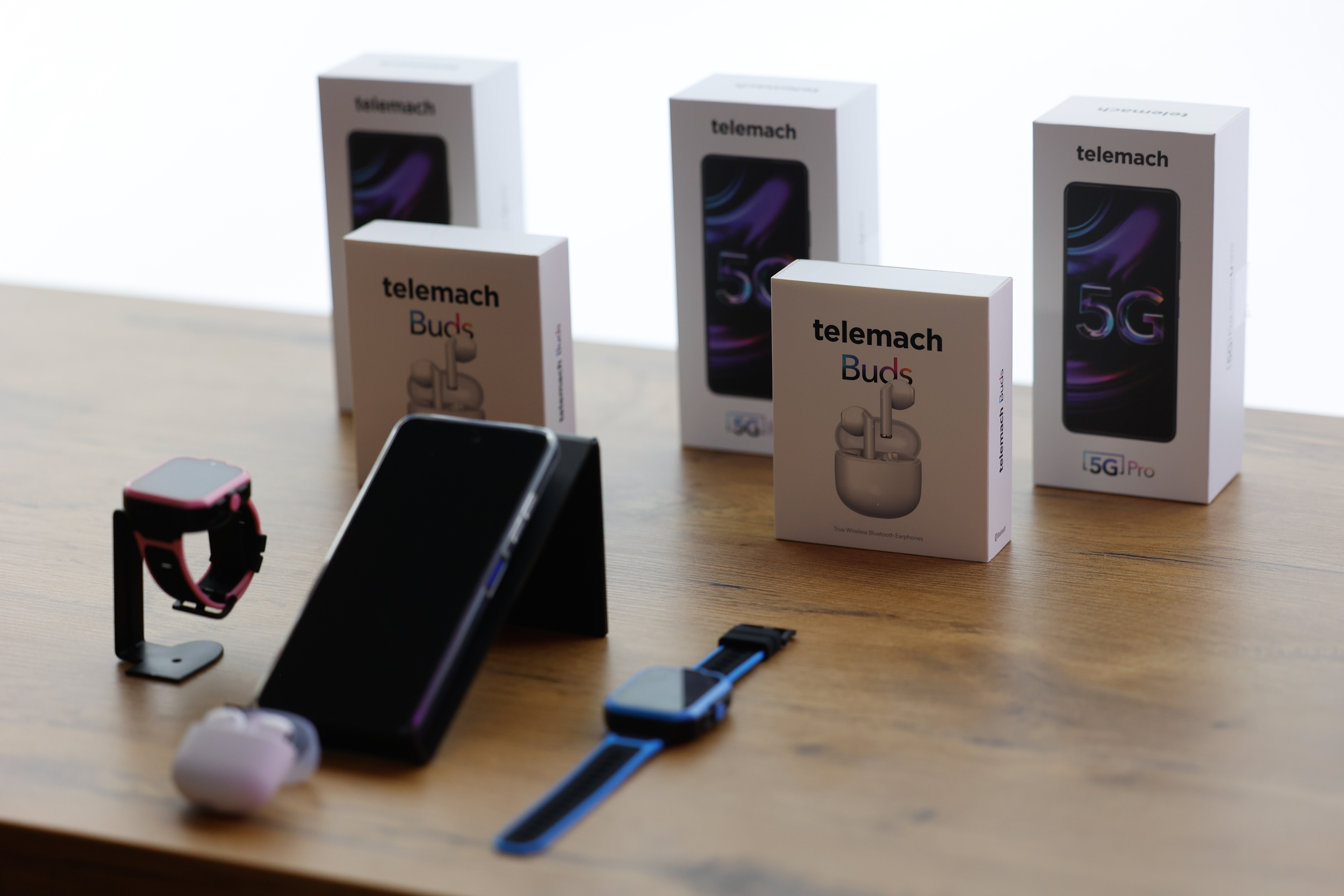 Telemach, predstavitev, telefon, pametna ura, slušalke, Tomislav Čizmić