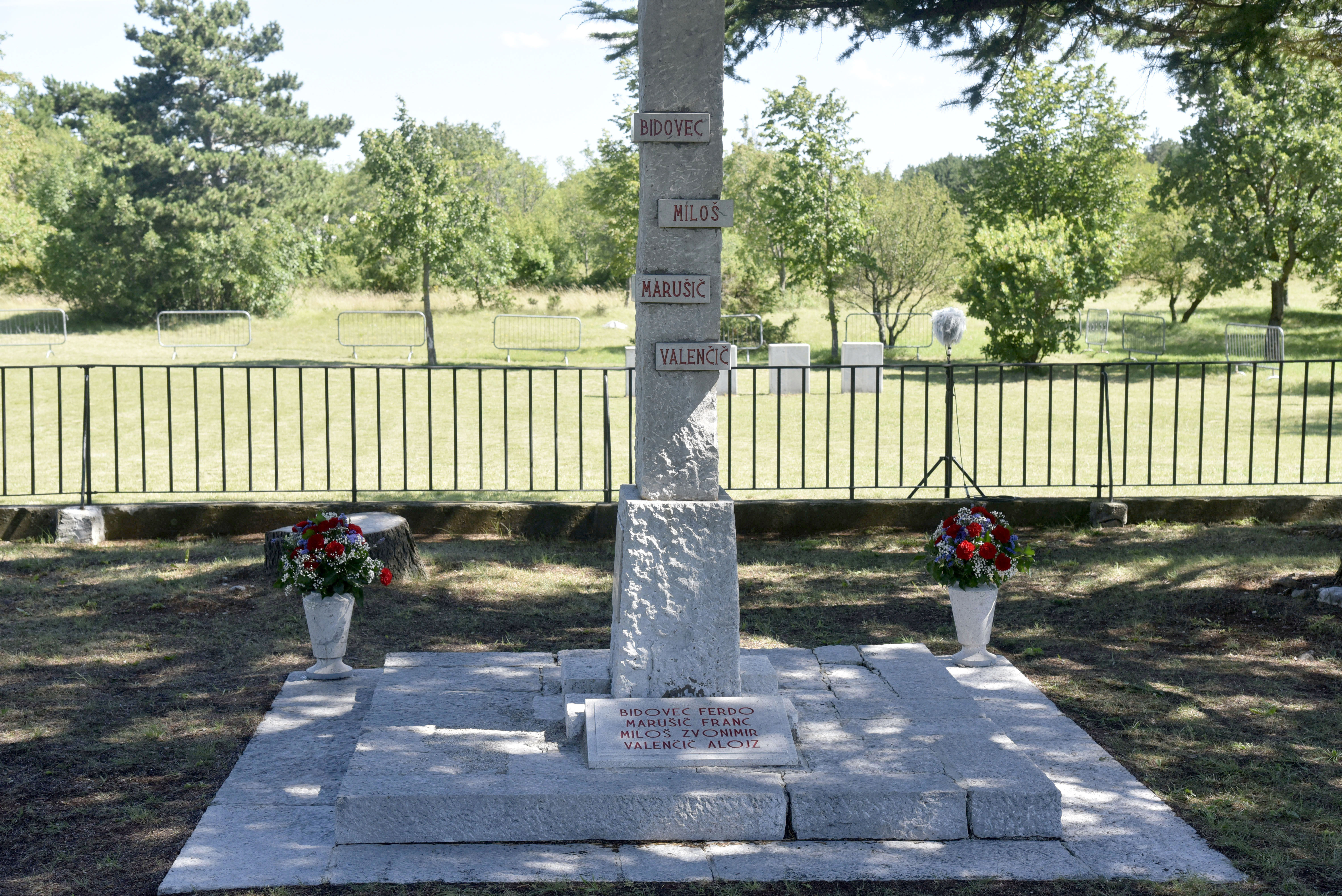 bazovica, spomenik, bazoviški junaki