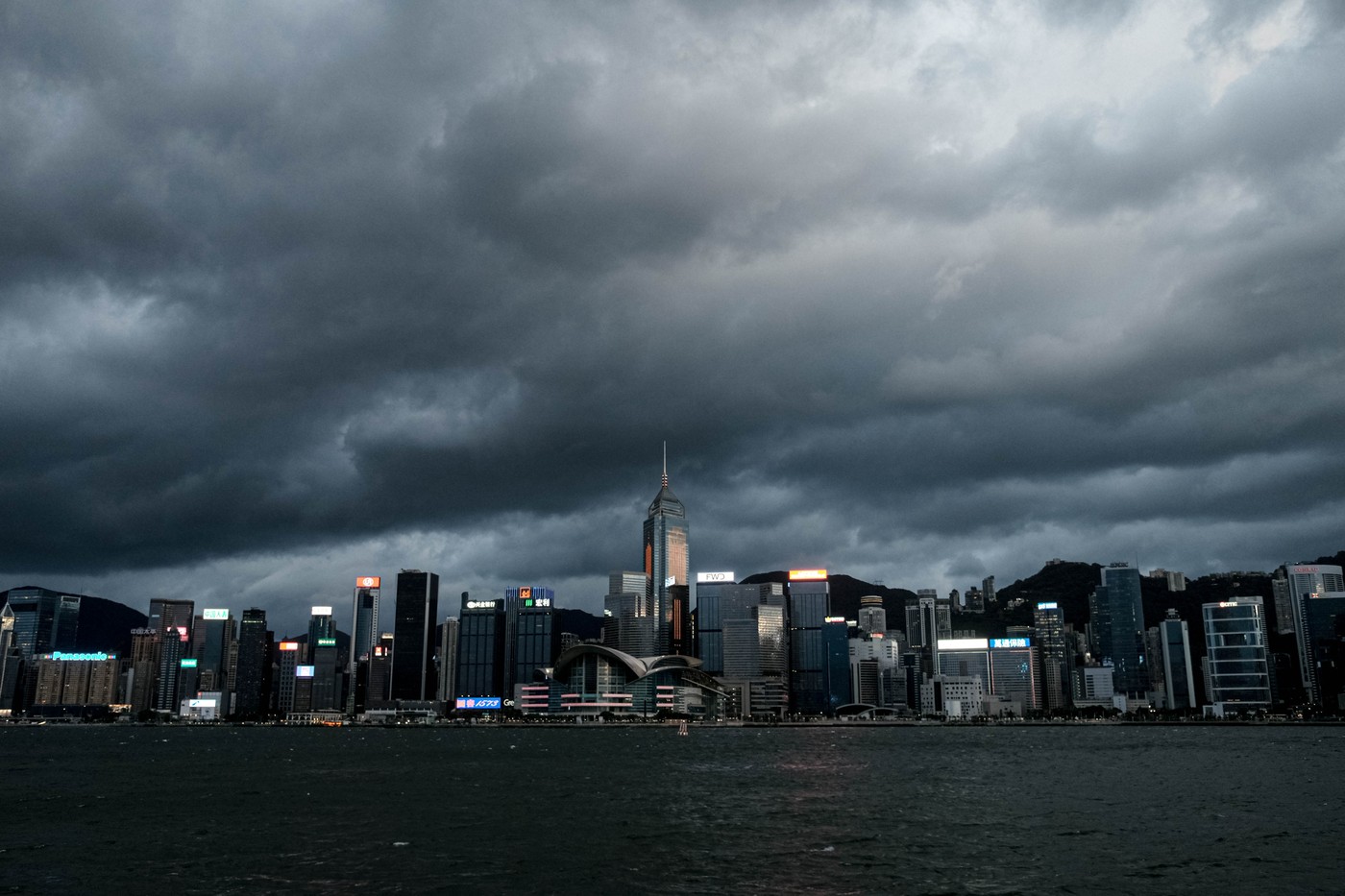 Yagi, Kitajska, tajfun