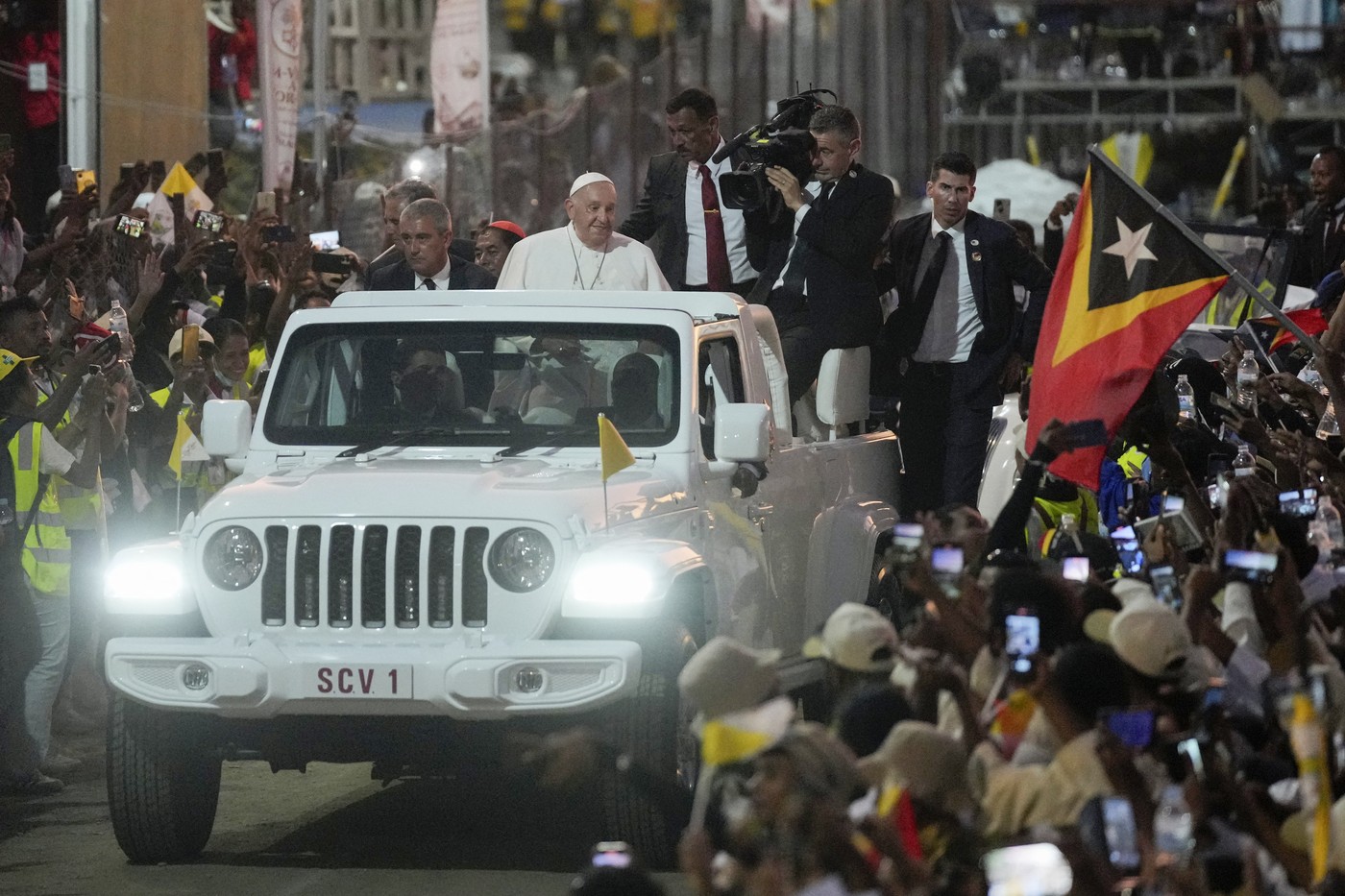 papež frančišek, vzhodni timor
