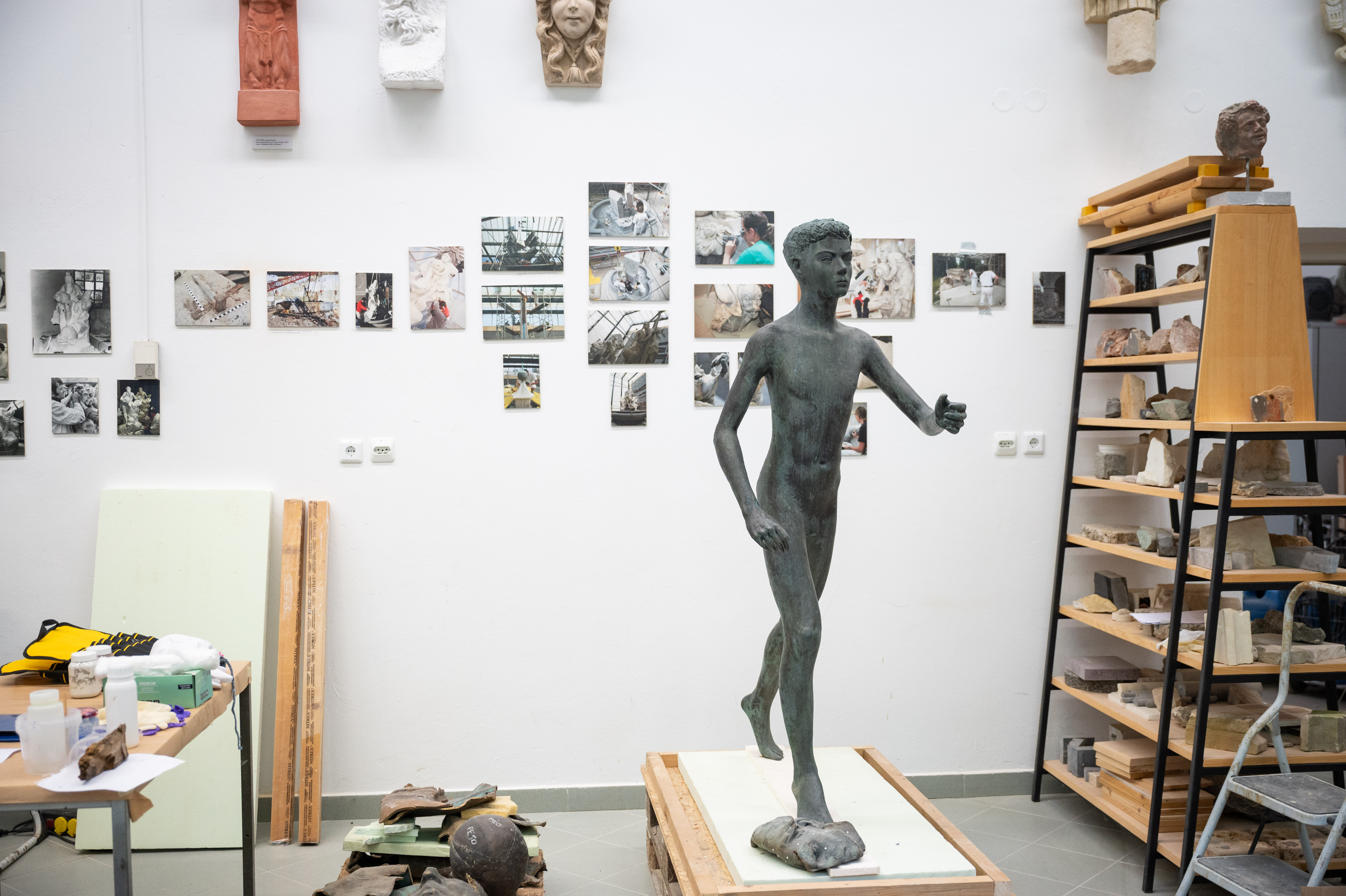 restavratorski center, kip, brdo, kipi, vrnitev kipov