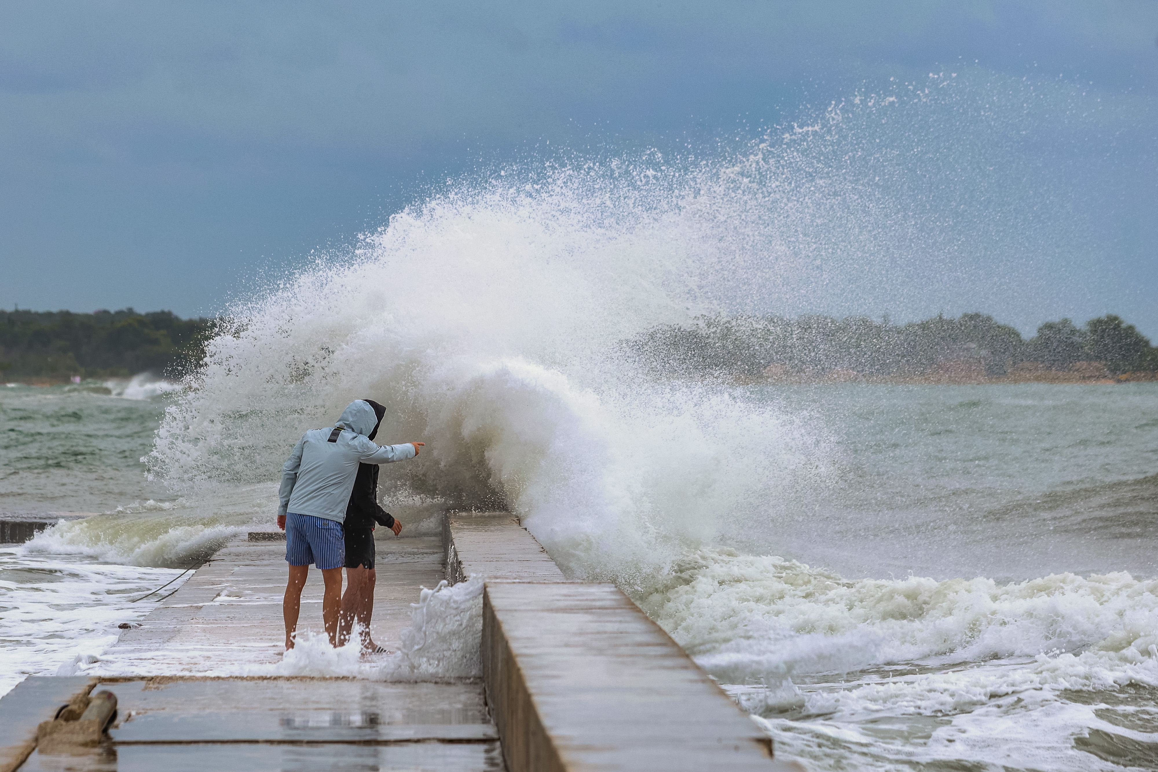 valovi, umag, morje, burja
