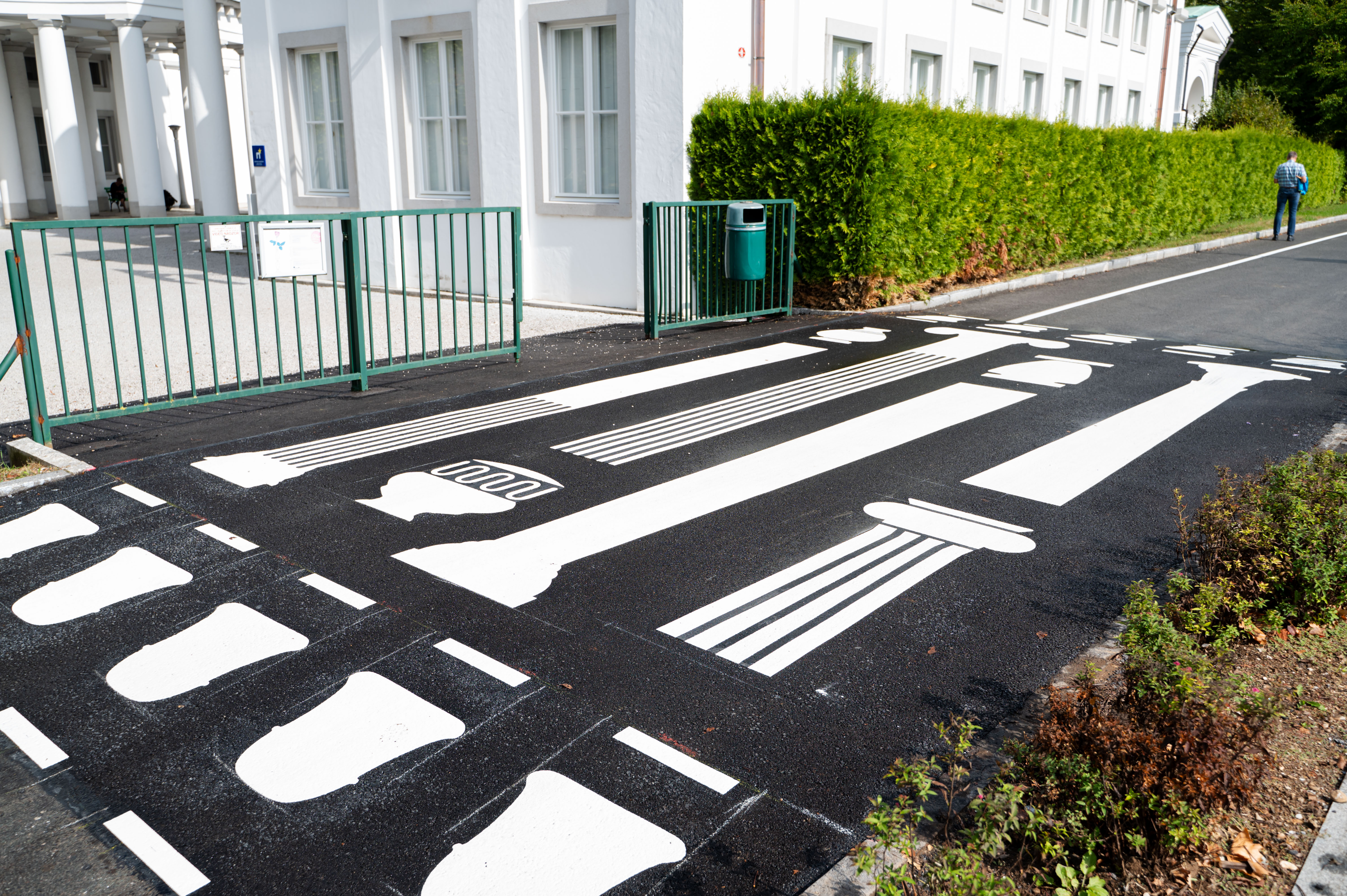 prehod za pešce, žale, plečnikovi motivi