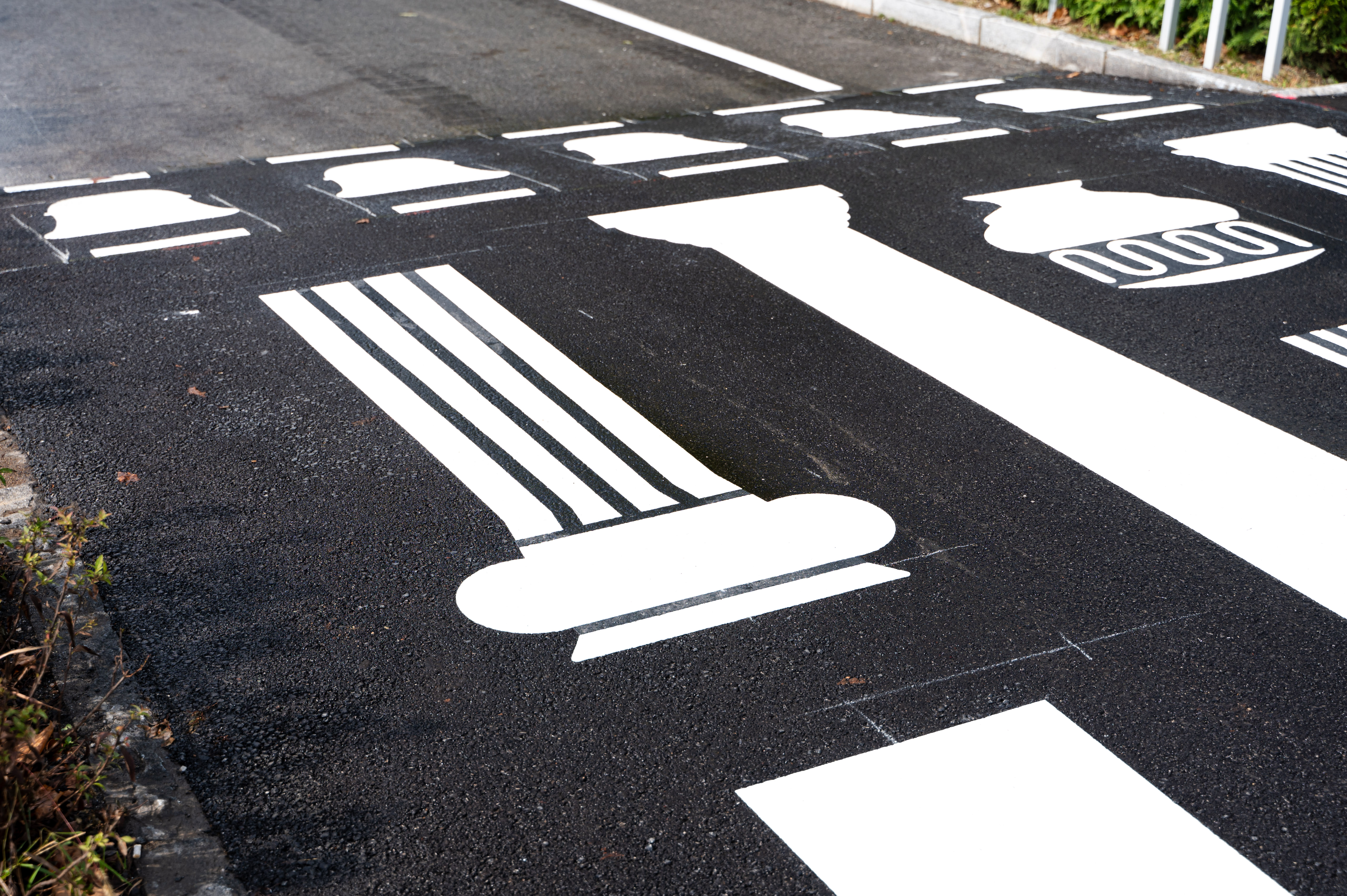 prehod za pešce, žale, plečnikovi motivi