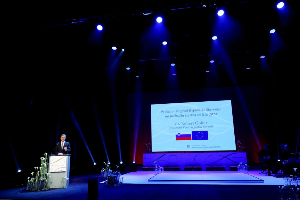 1728066317-Predsednik-vlade-dr.-Robert-Golob-1024x683.jpg