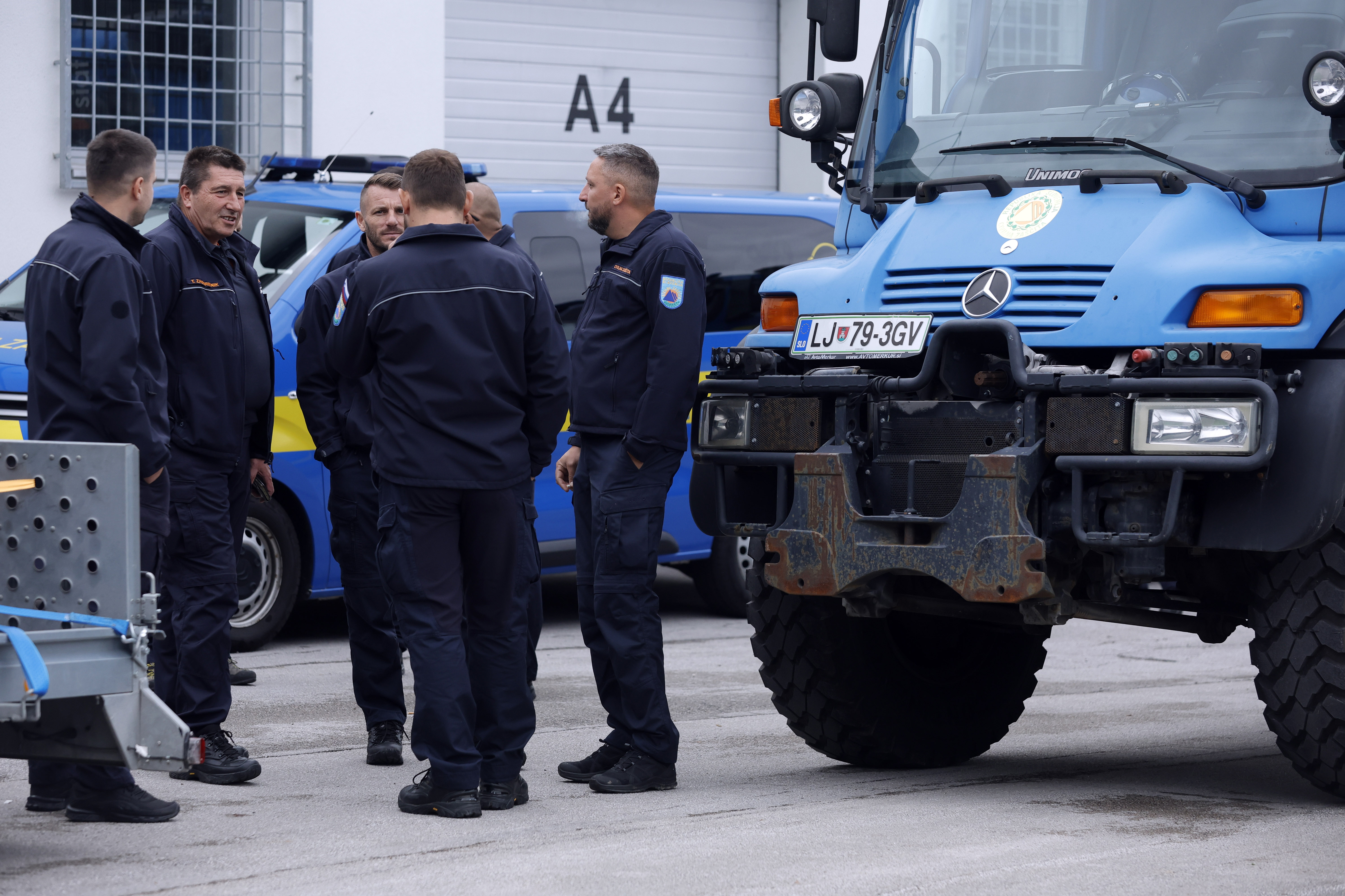Civilna zaščita na poti v BiH (Foto: Borut Živulovic/F.A.BOBO)