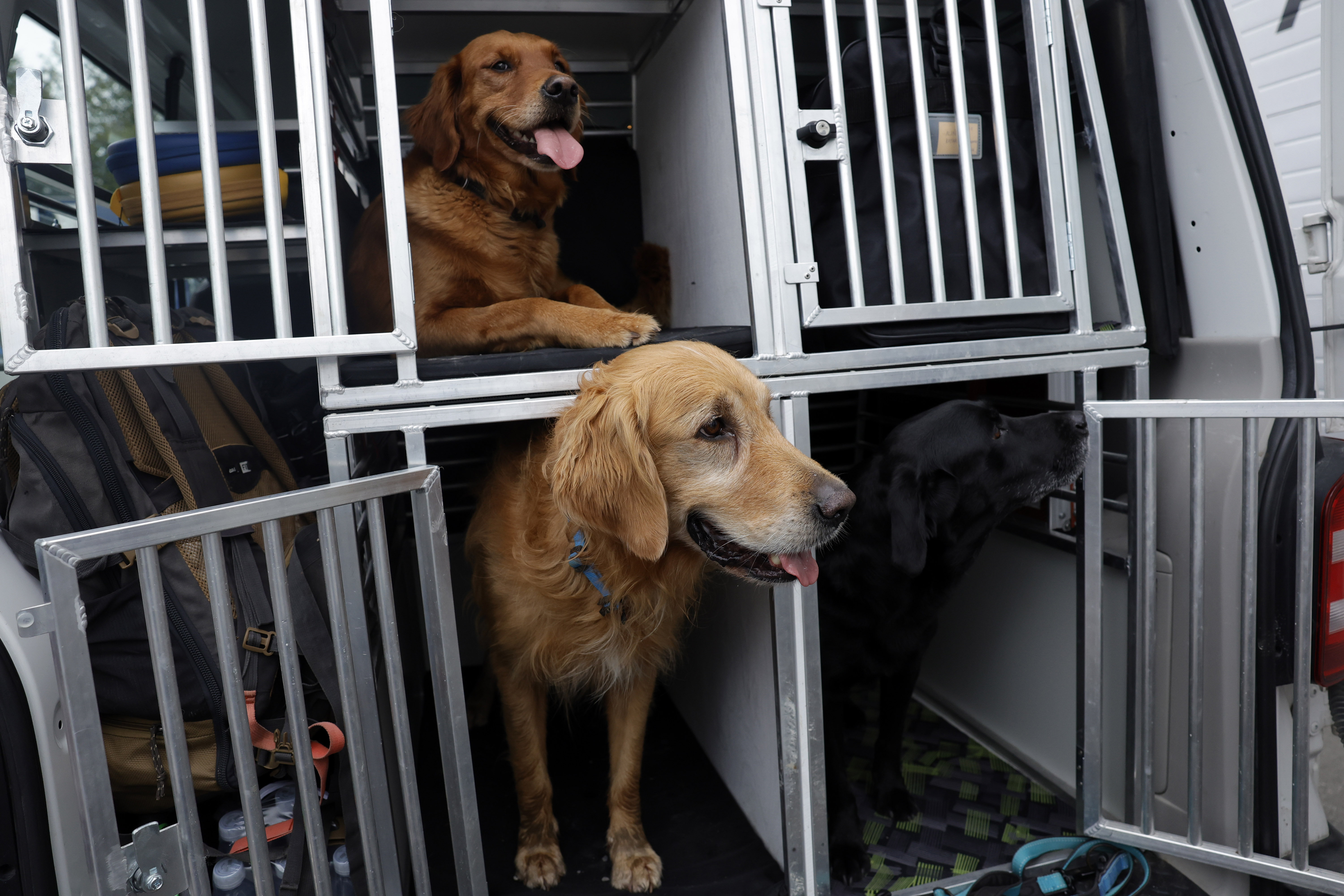 Civilna zaščita na poti v BiH (Foto: Borut Živulovic/F.A.BOBO)