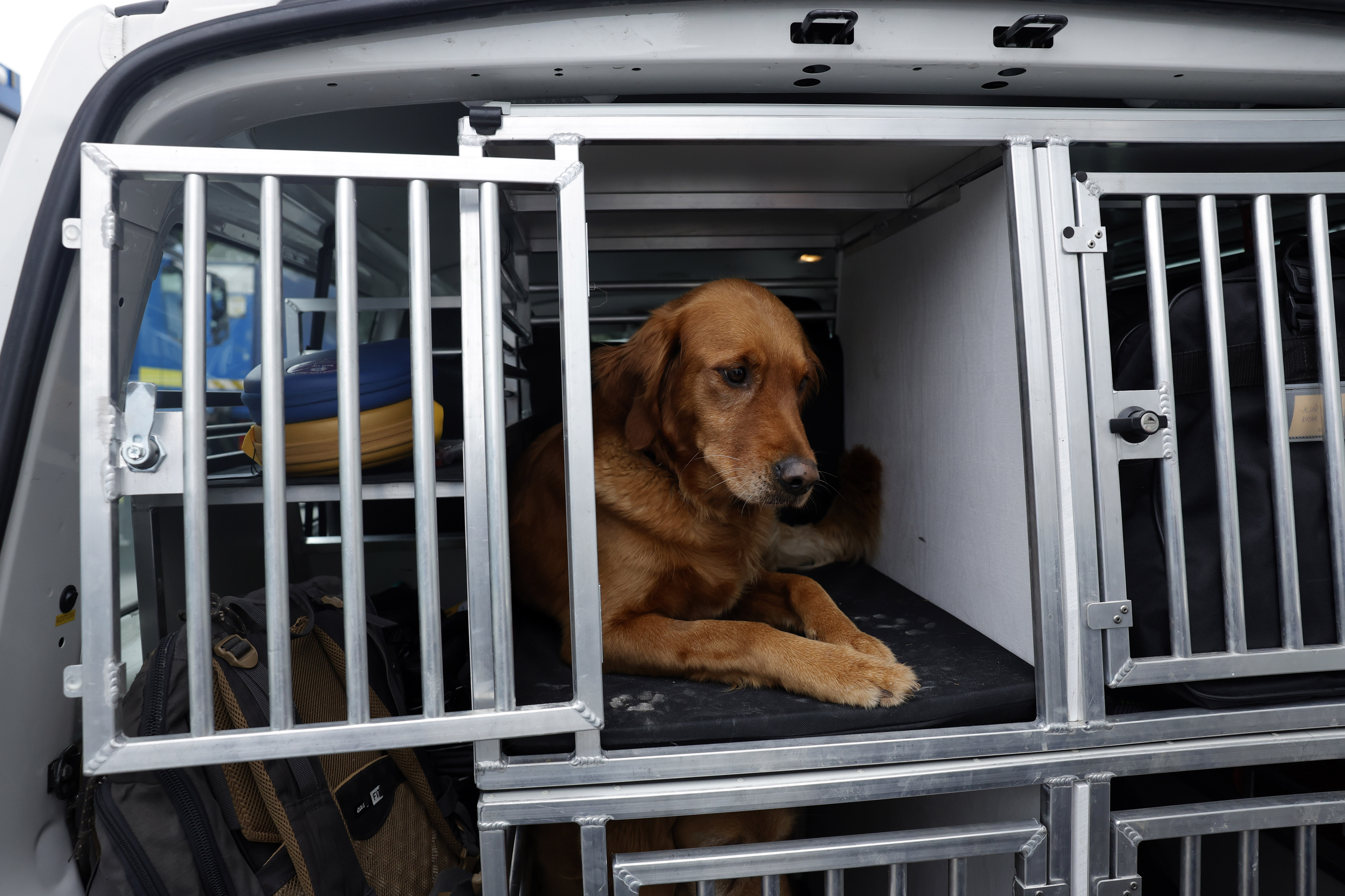 Civilna zaščita na poti v BiH (Foto: Borut Živulovic/F.A.BOBO)