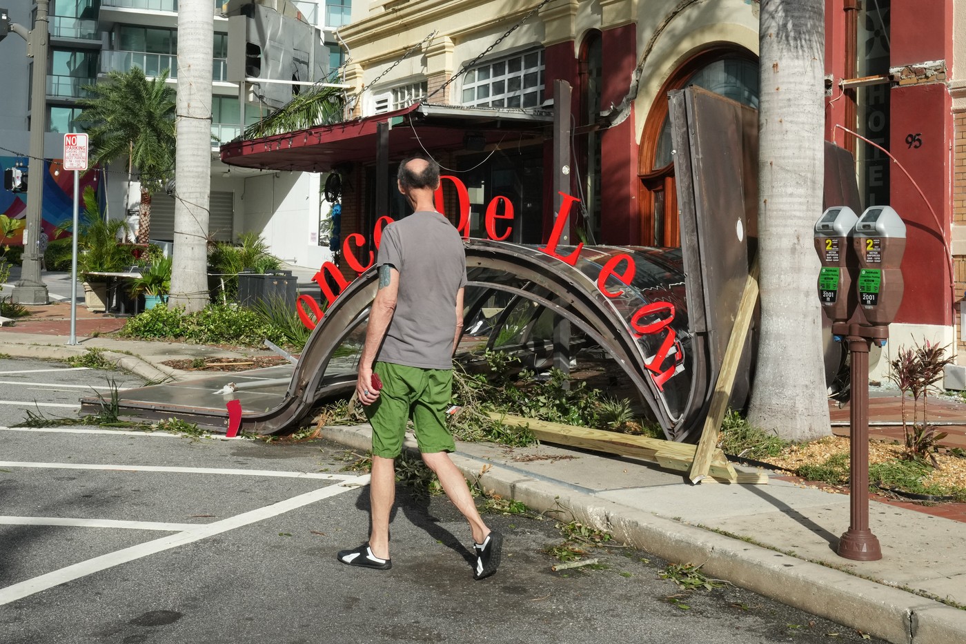 Uničenje v Saint Petersburgu (Foto: PROFIMEDIA)