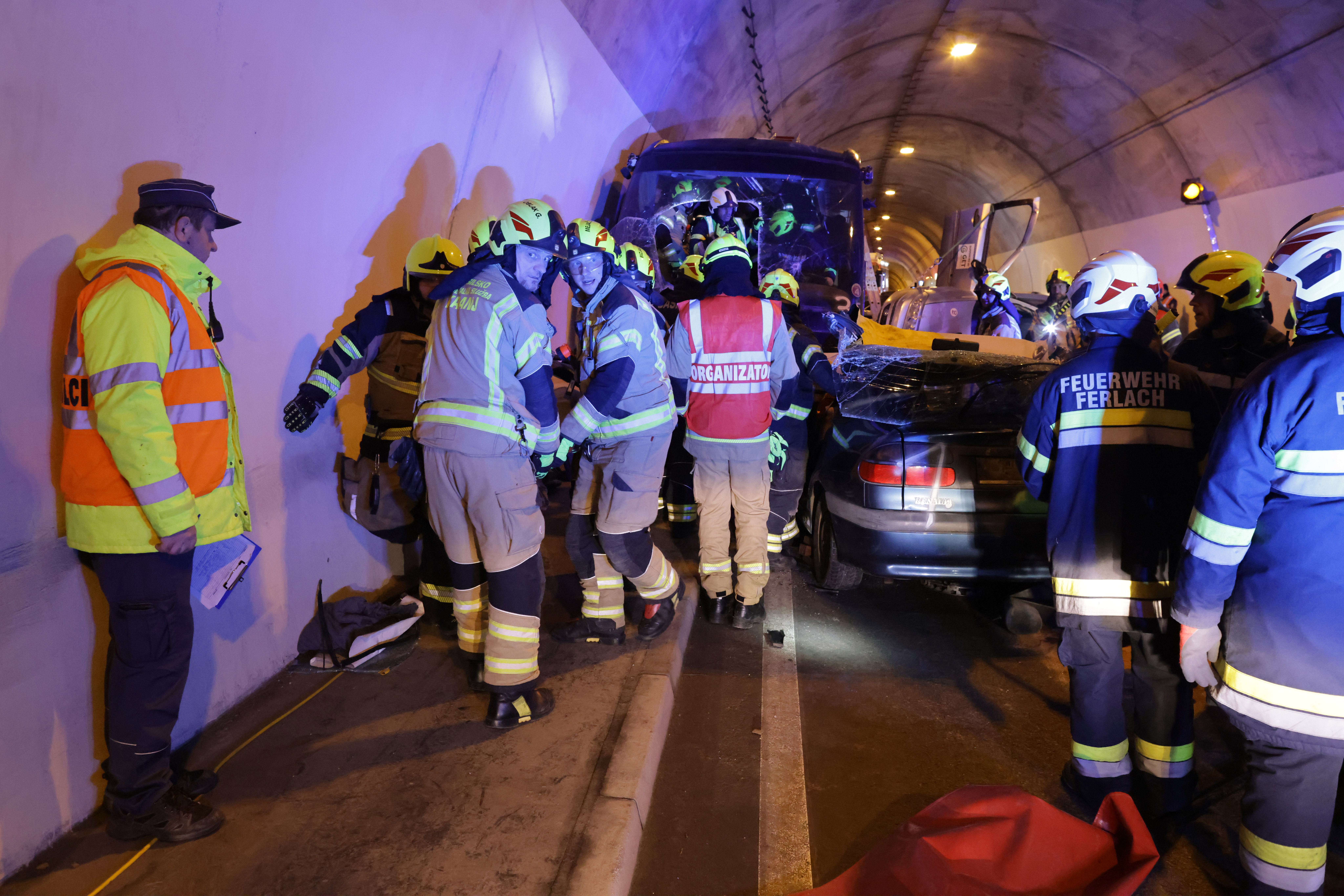 Predor Ljubelj, vaja, gasilci