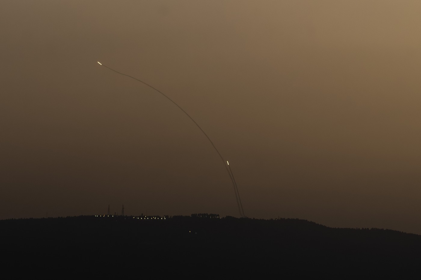 izstrelki nad izraelom