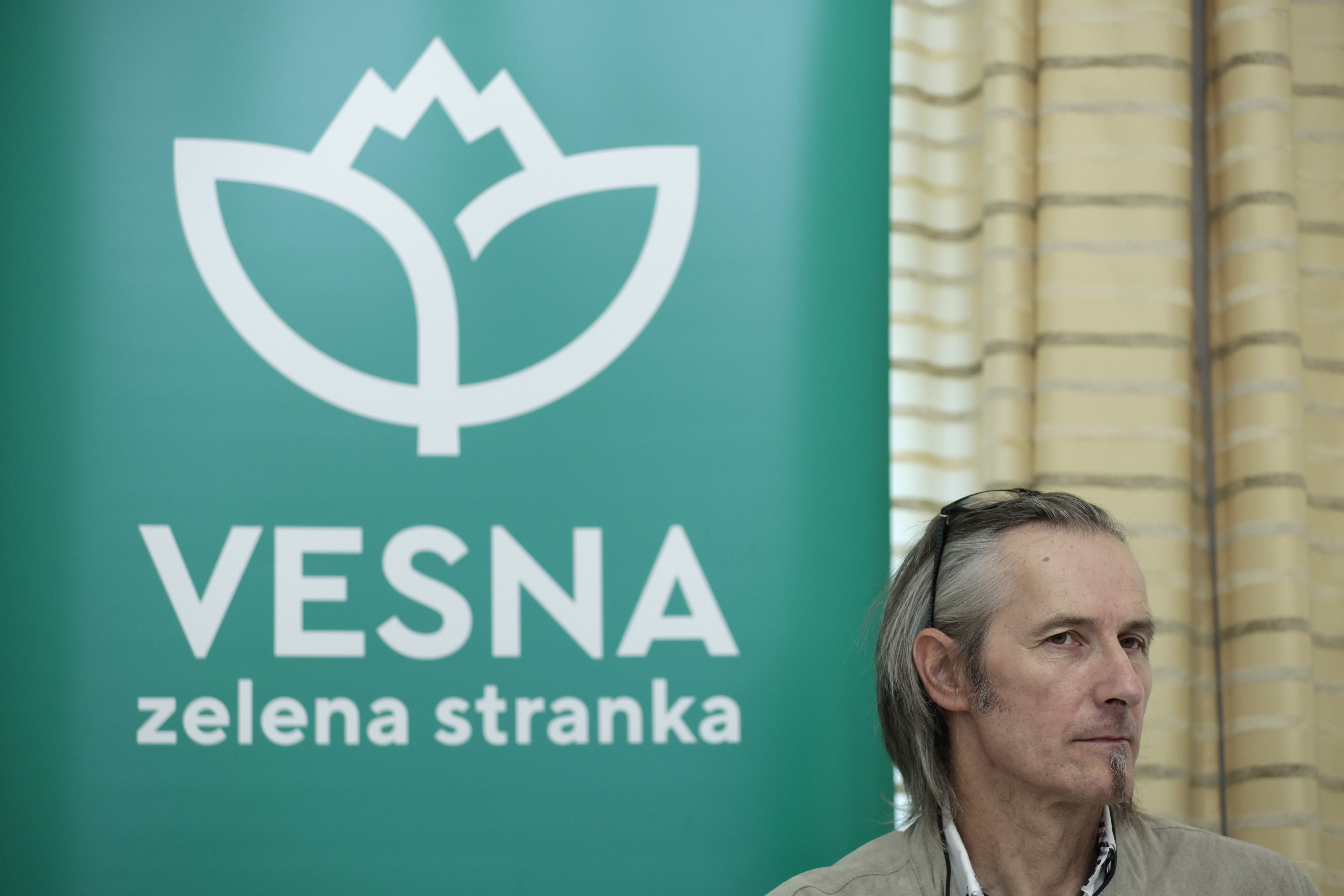 Vesna,. Uroš Macerl