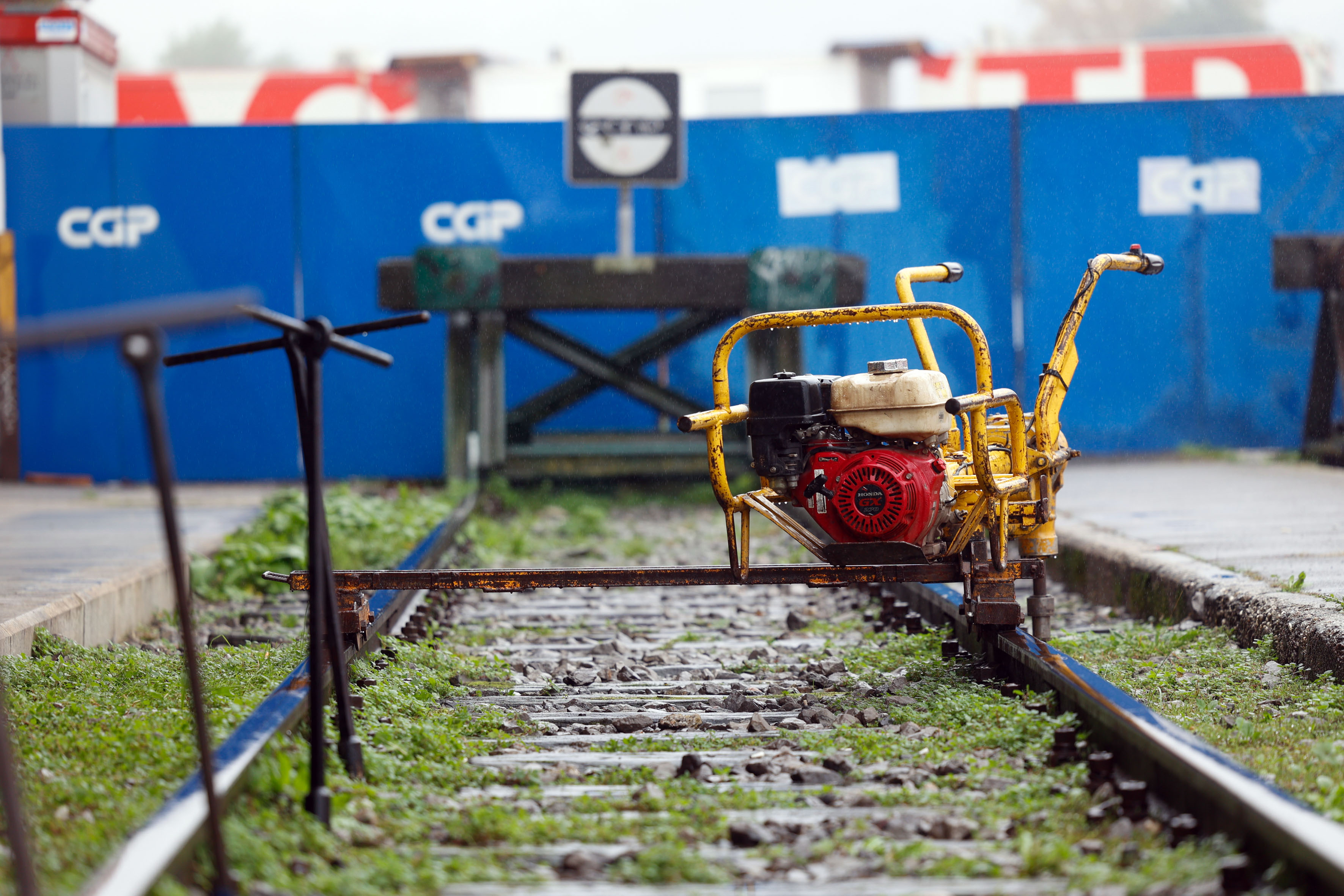 Z odkritjem spominske plošče so uradno začeli dela na ljubljanski železniški postaji (Foto: BOBO)