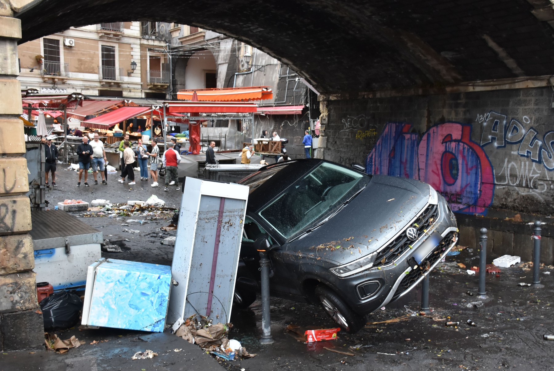 Posledice poplav v Catanii (Foto: PROFIMEDIA)