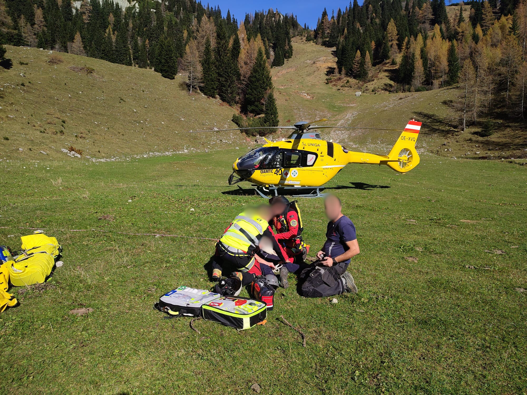 Reševanje poškodovanih policistov, nesreče v gorah
