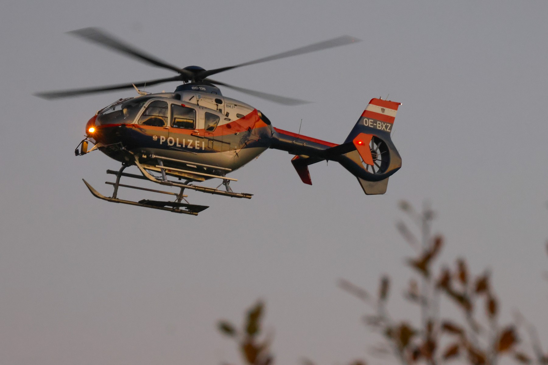 avstrija, helikopter, policija,
