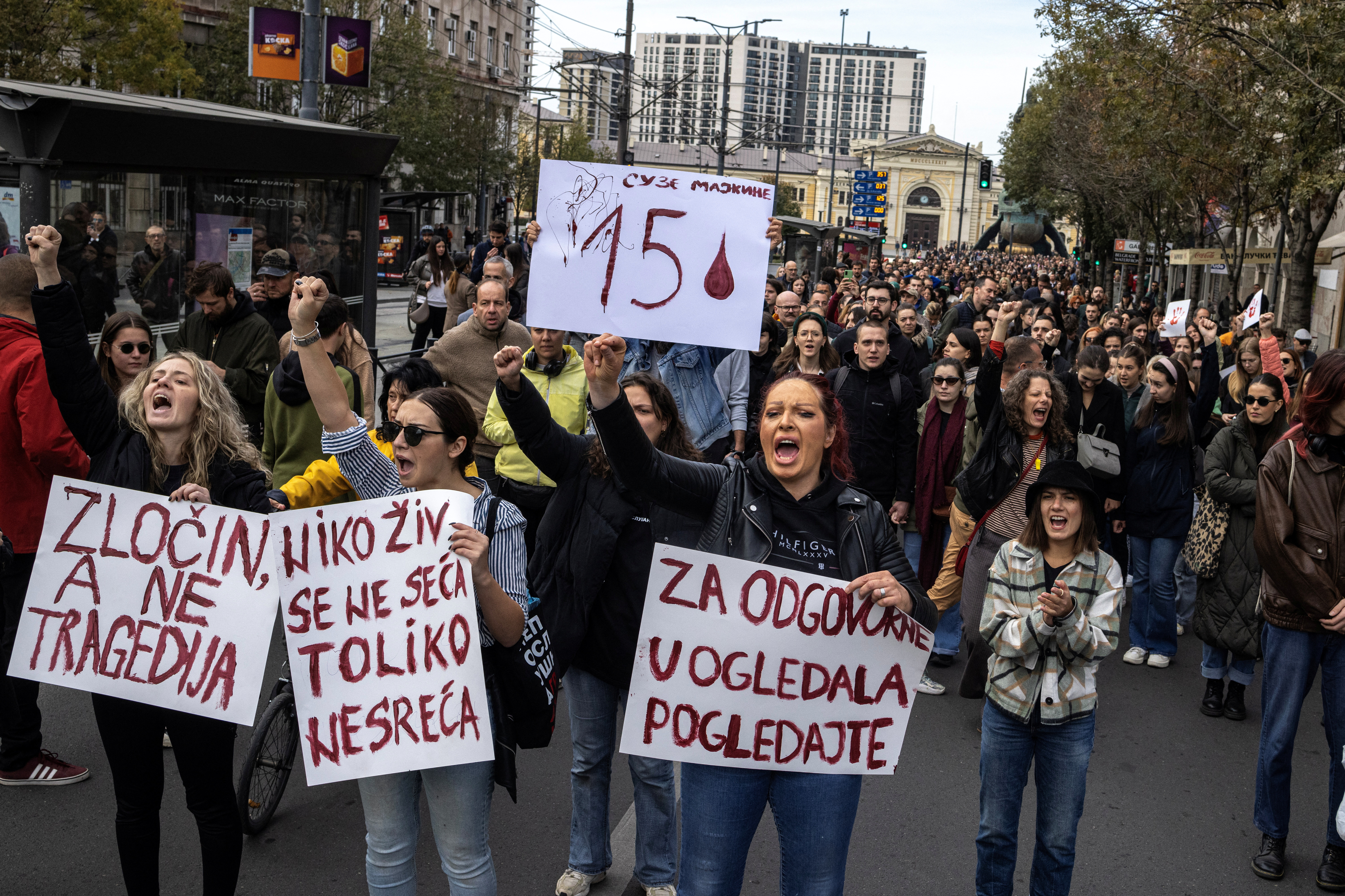 Beograd, protest, zrušenje nadstreška