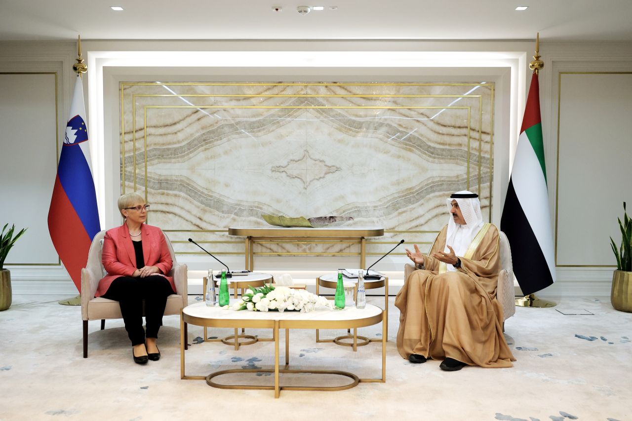 nataša pirc musar, združeni arabski emirati