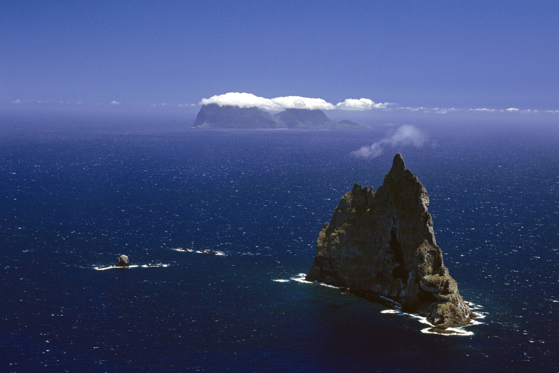 Ballova piramida, avstralija, tasmansko morje