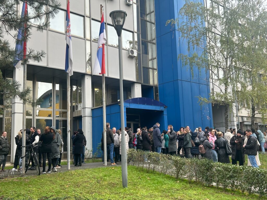 novi sad, žalovanje