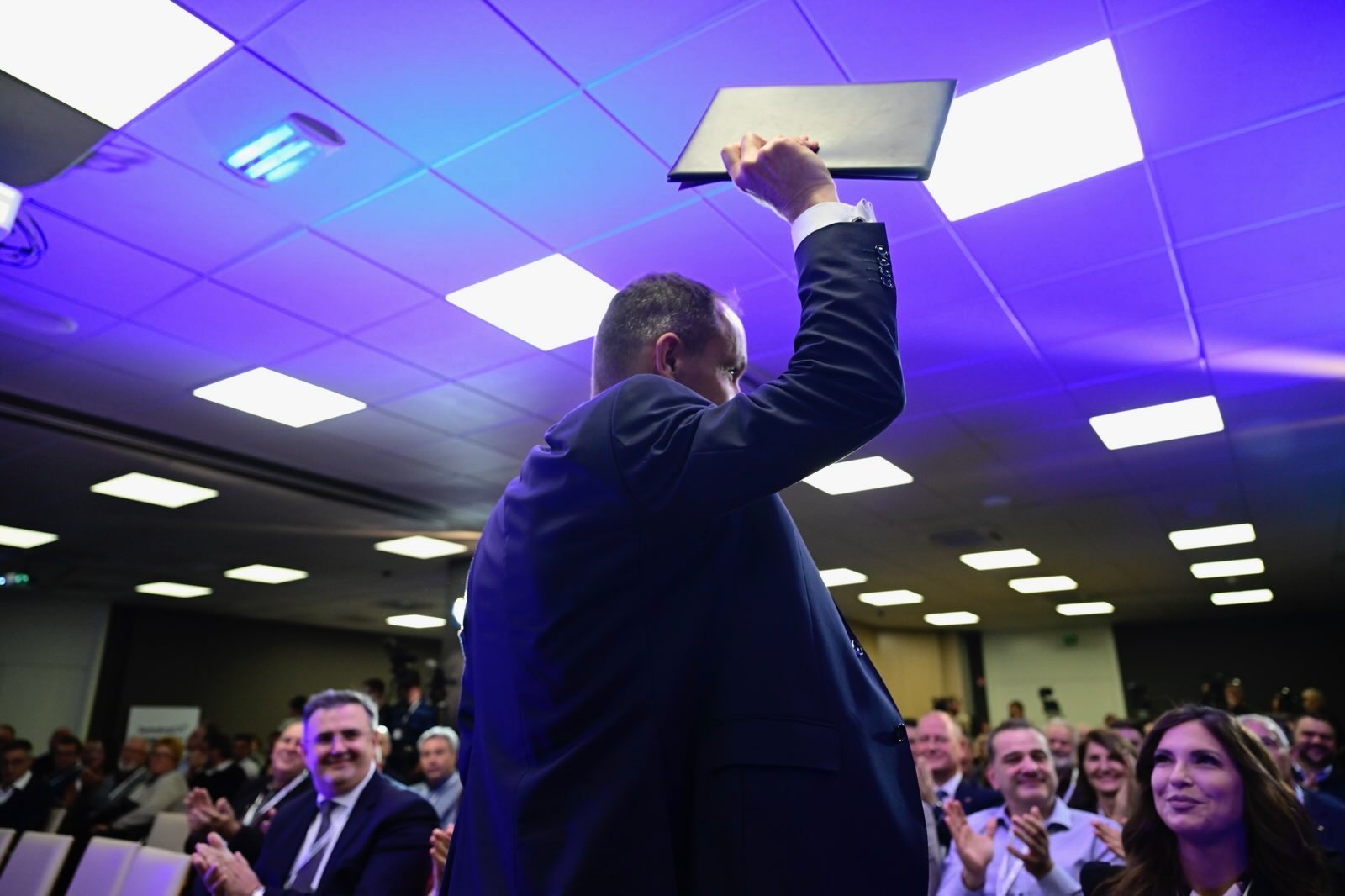 Demokrati, Anže Logar, Eva Irgl