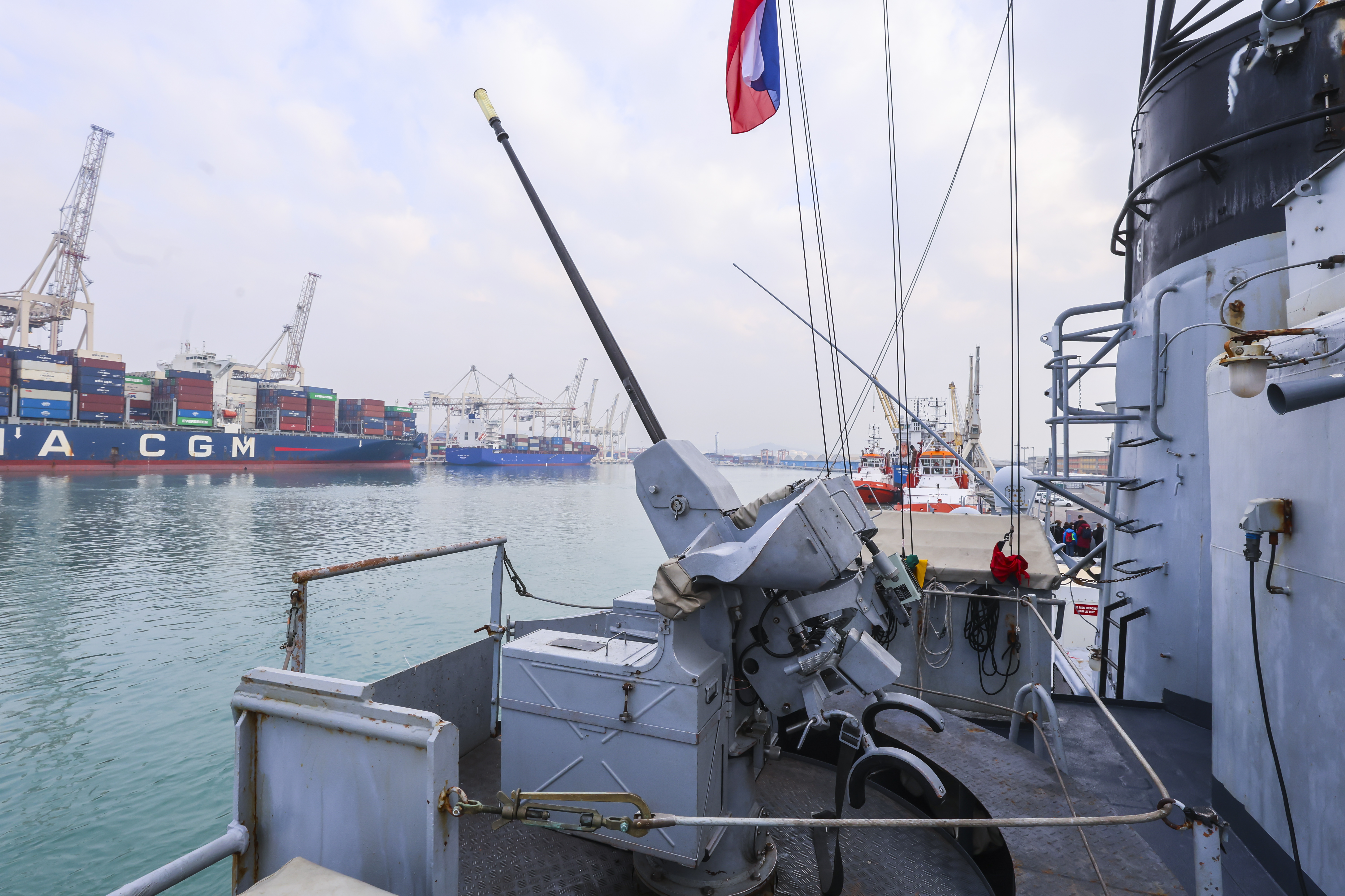 Patruljna ladja francoske mornarice Commandant Bouan (Foto: Tomaž Primožič/F.A.BOBO)