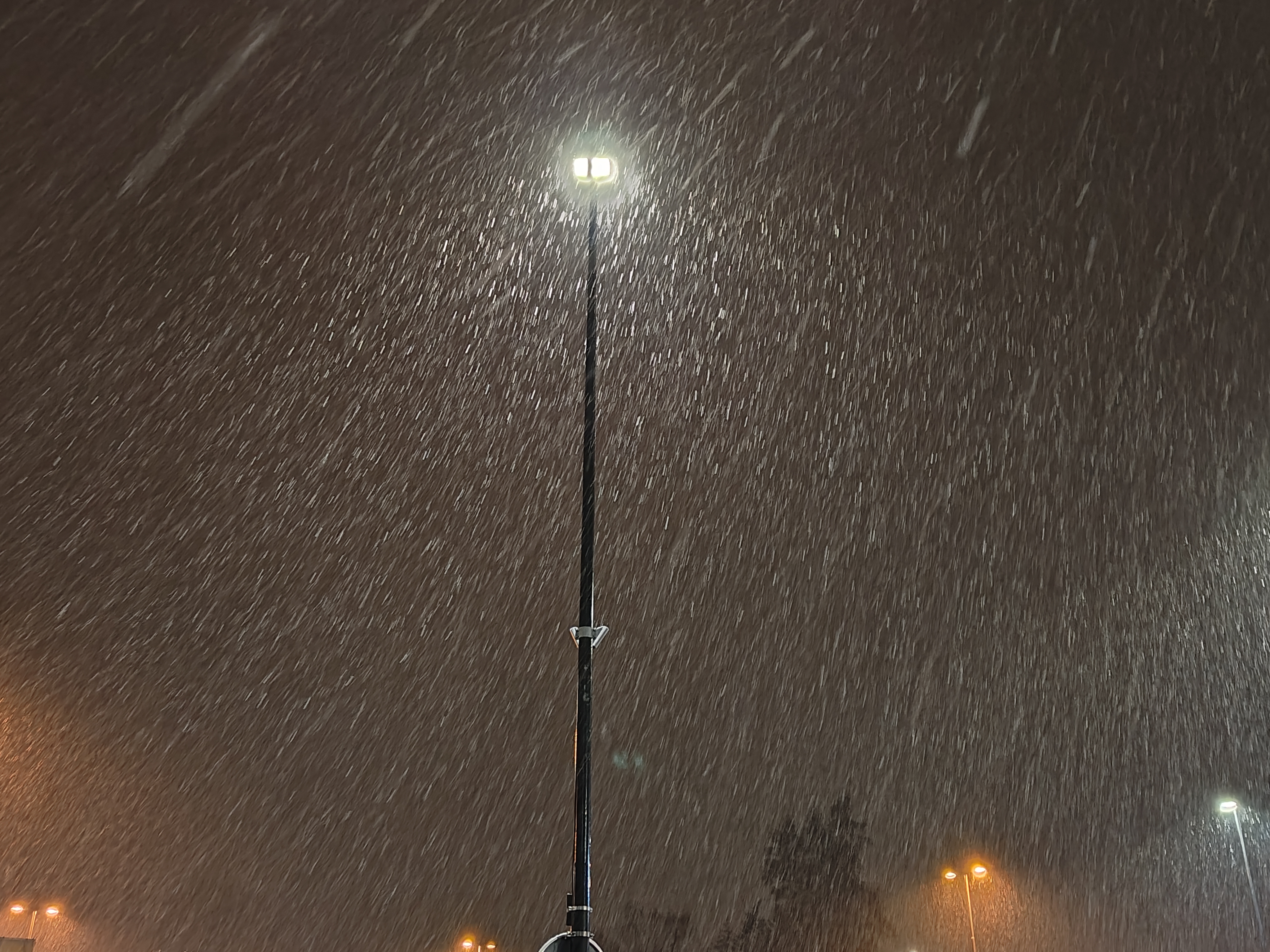 Prvi letošnji sneg, Ljubljana (Foto:  N1)