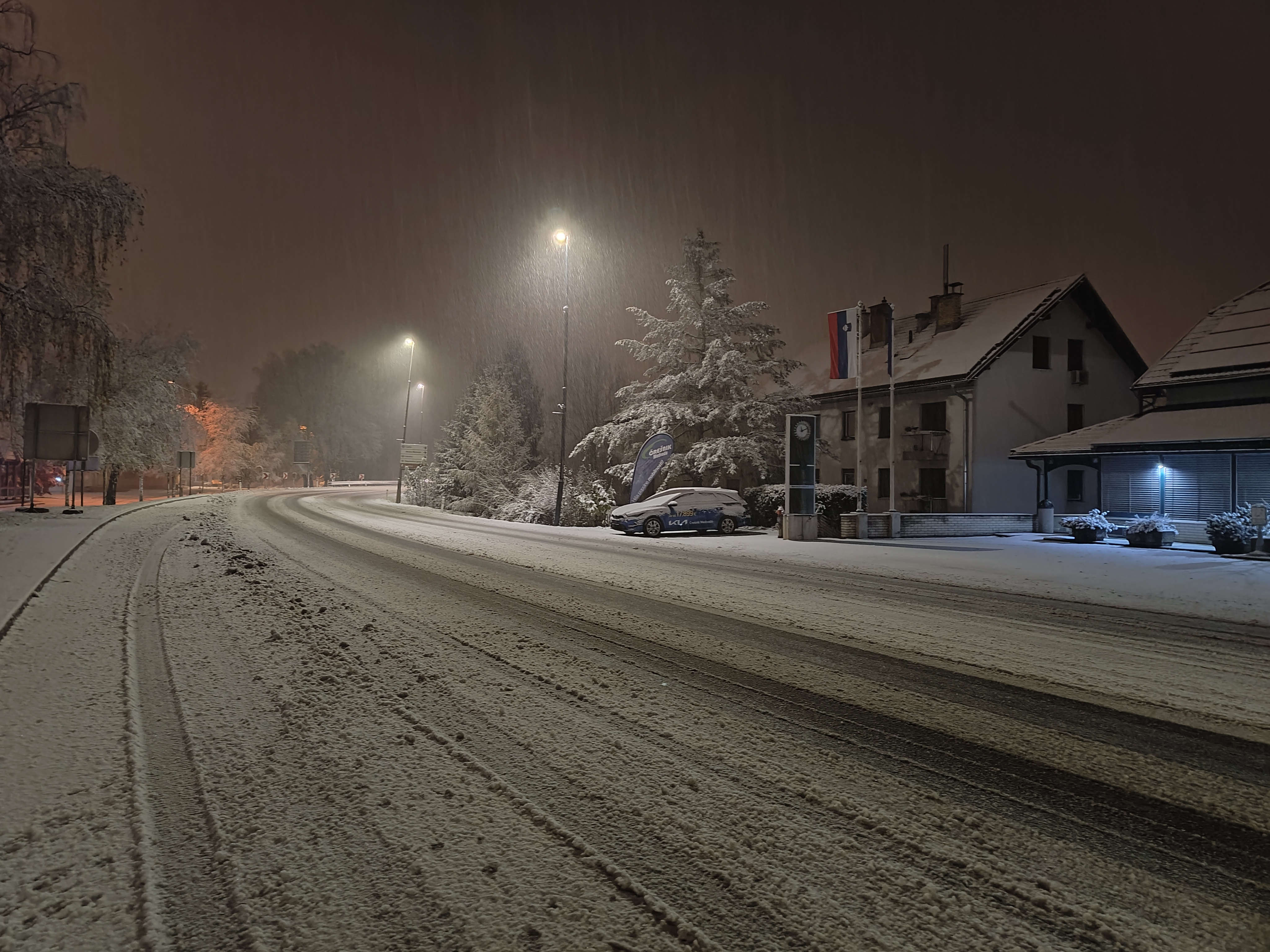 Prvi letošnji sneg, Medvode (Foto:  N1)