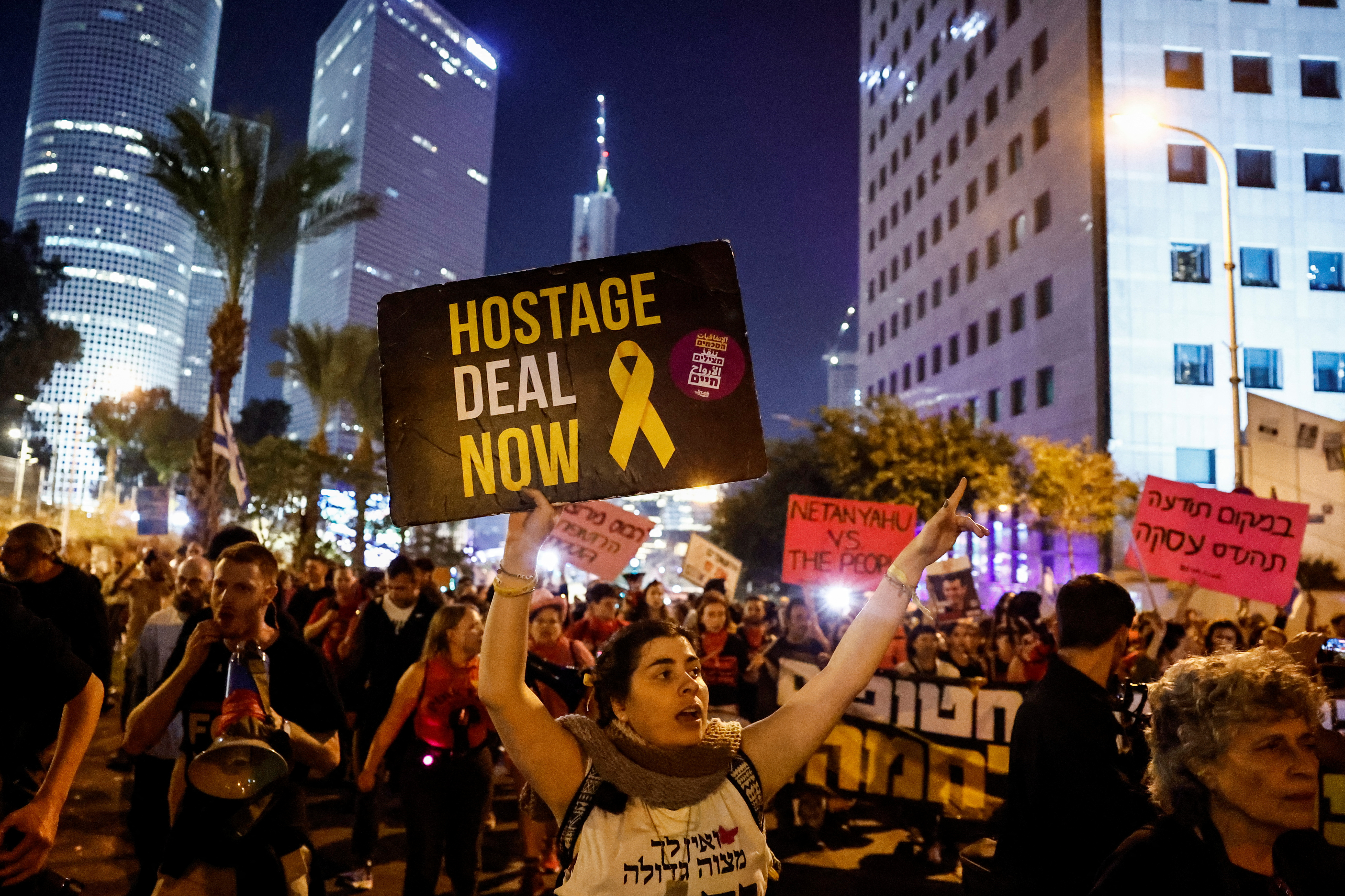 Protesti v Izraelu (Foto: Thomas Peter/REUTERS)